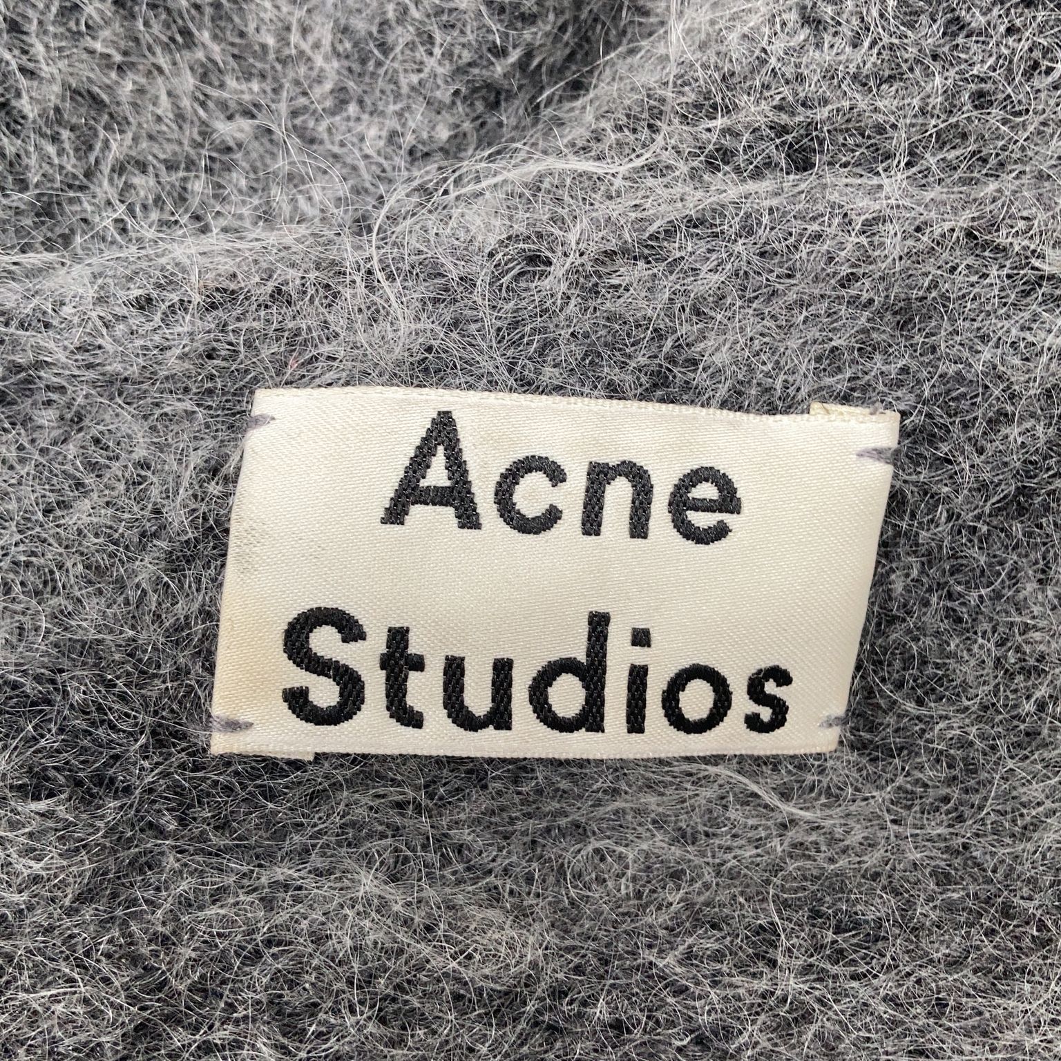 Acne Studios