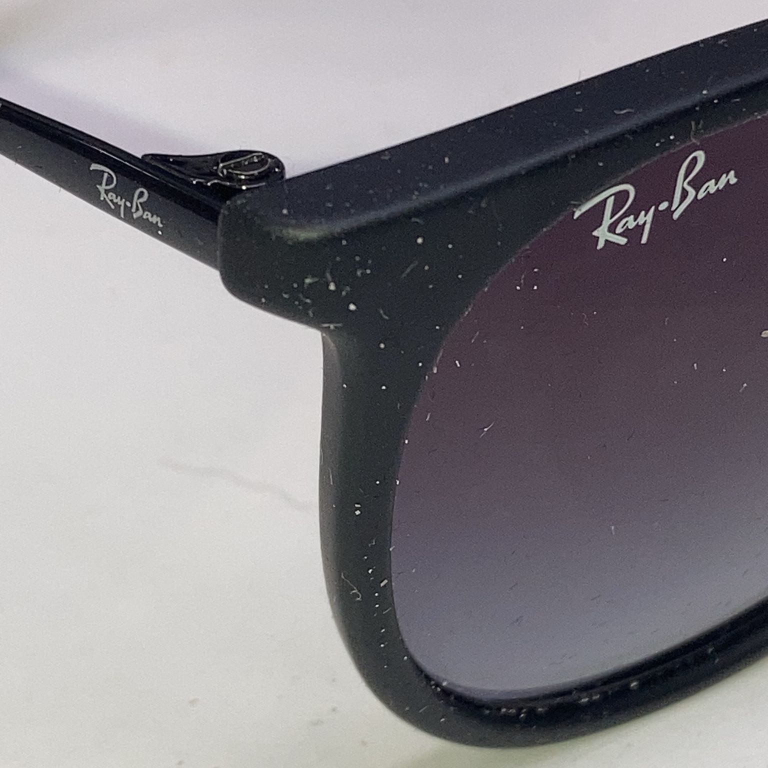 Ray-Ban