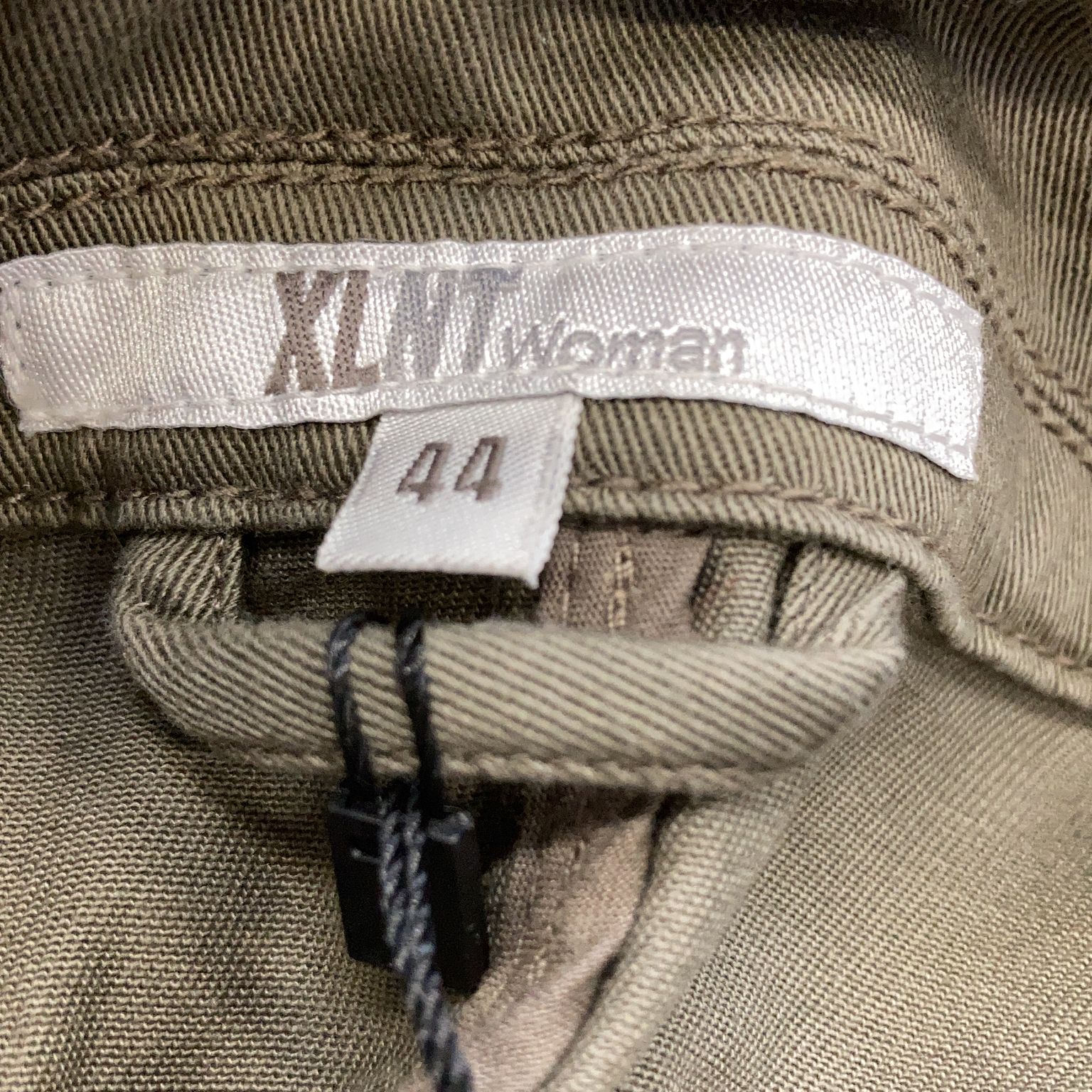 XLNT Woman