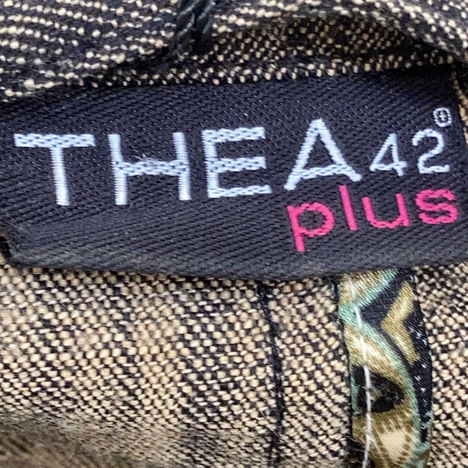 THEA 42 plus