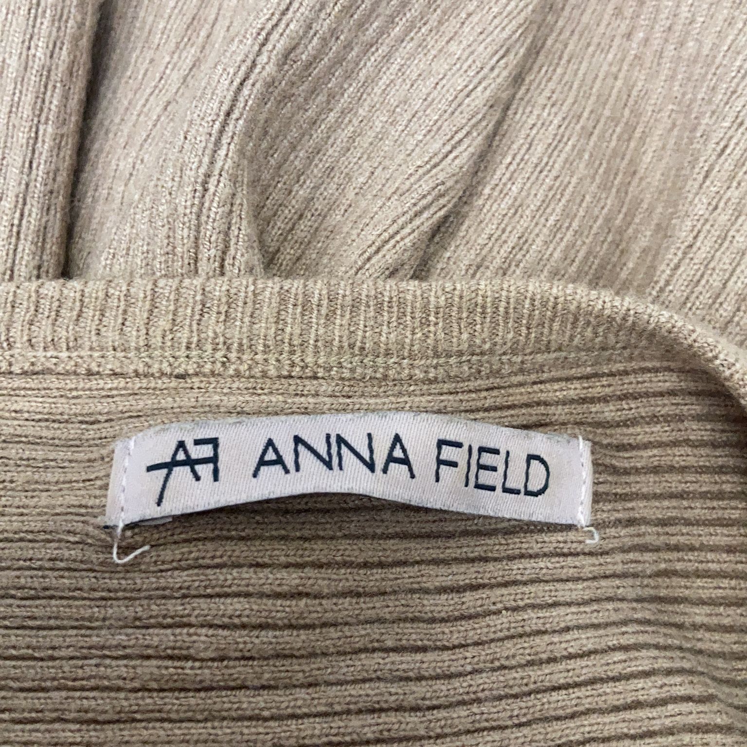 Anna Field