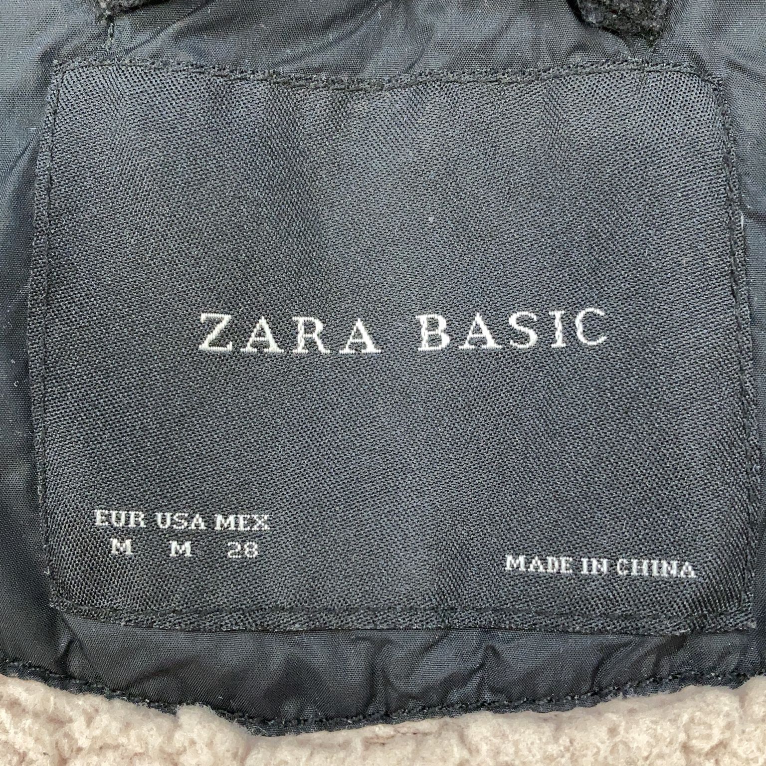 Zara Basic