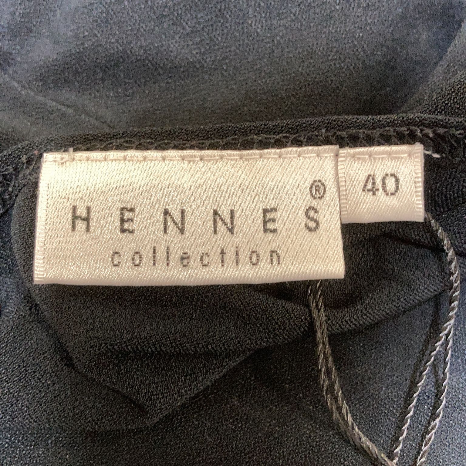 Hennes Collection