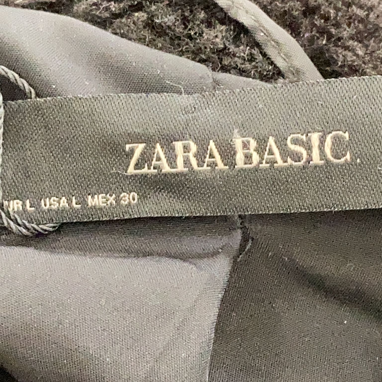 Zara Basic