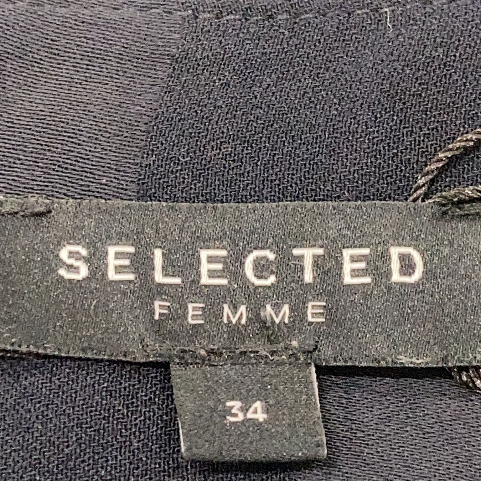 Selected Femme