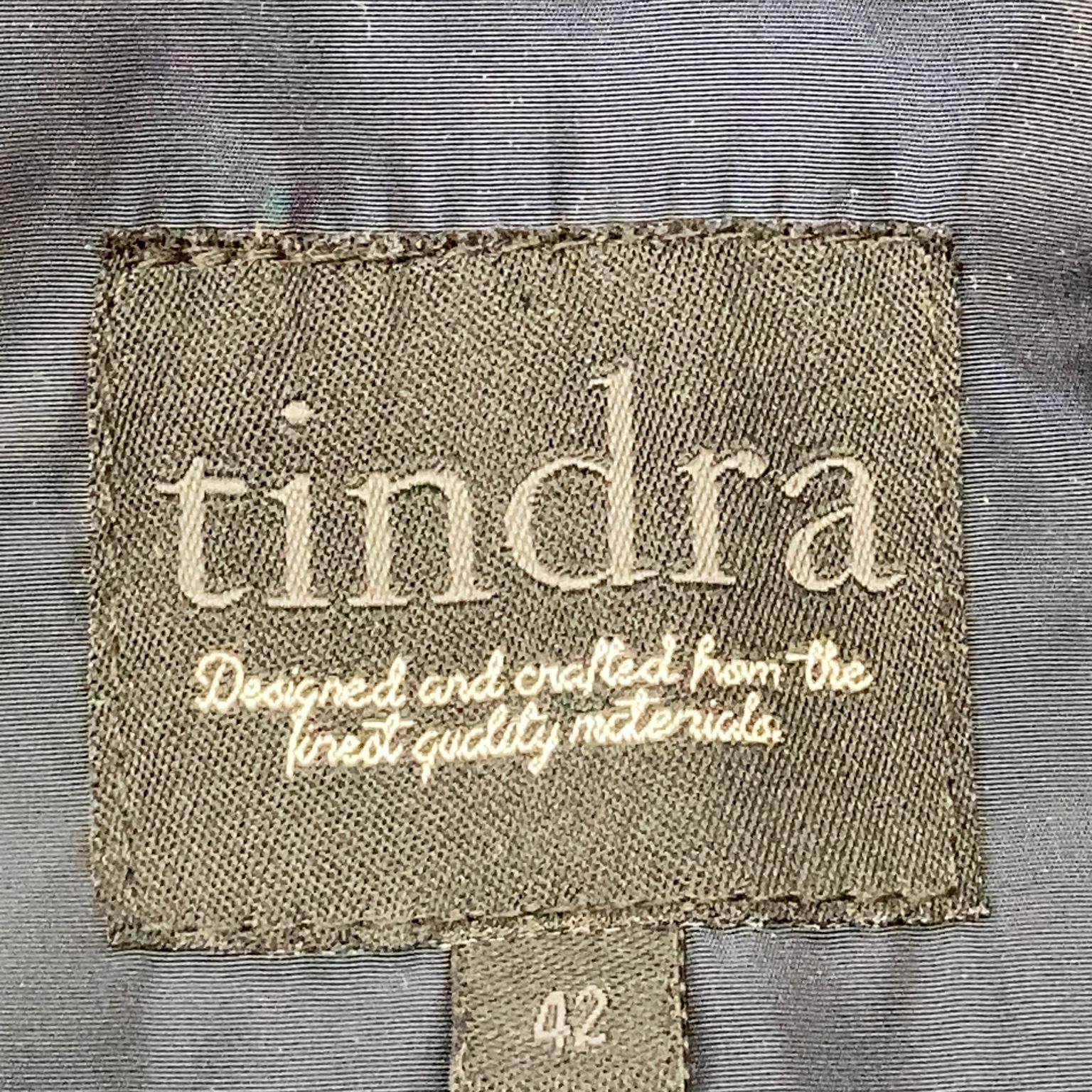 Tindra