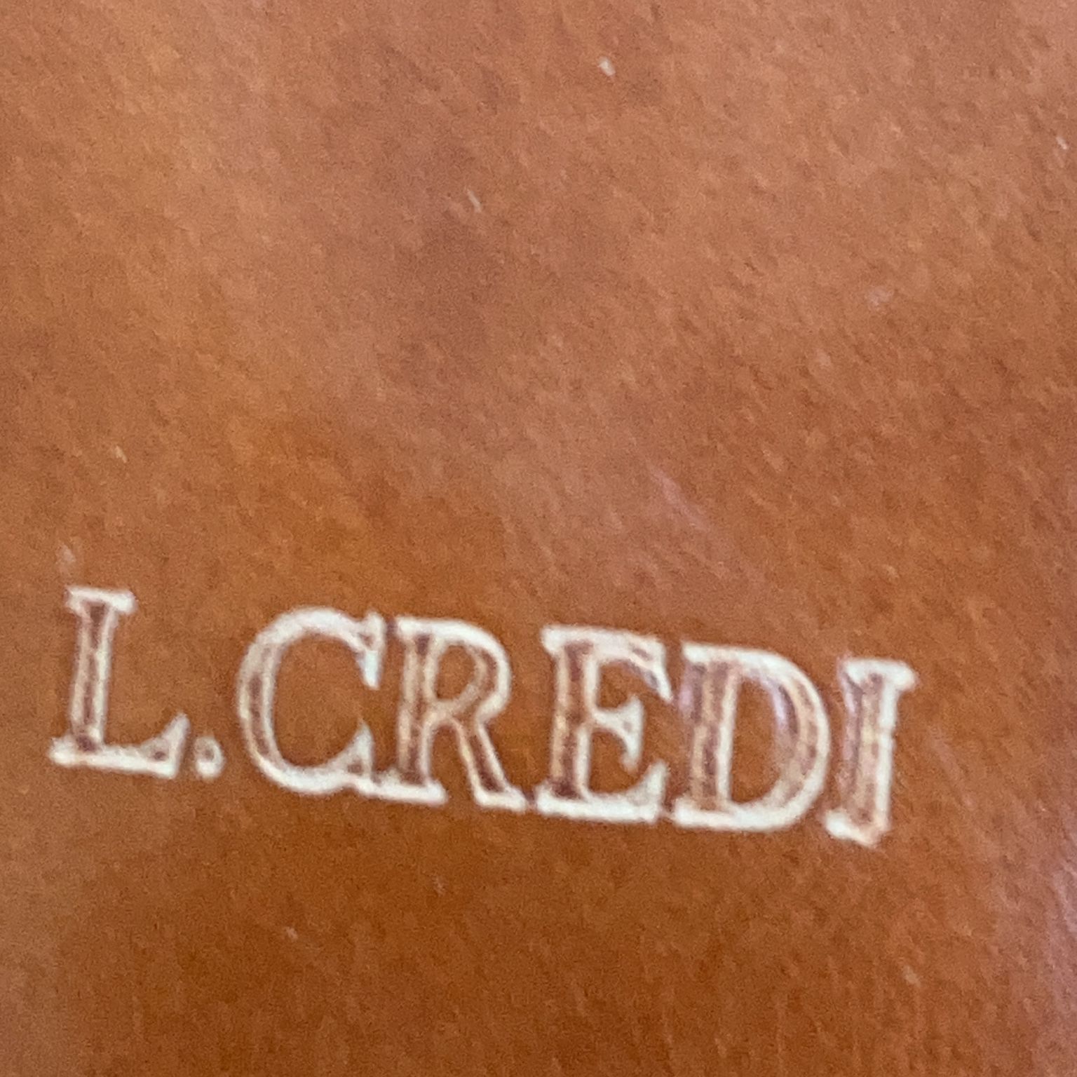 LCredi