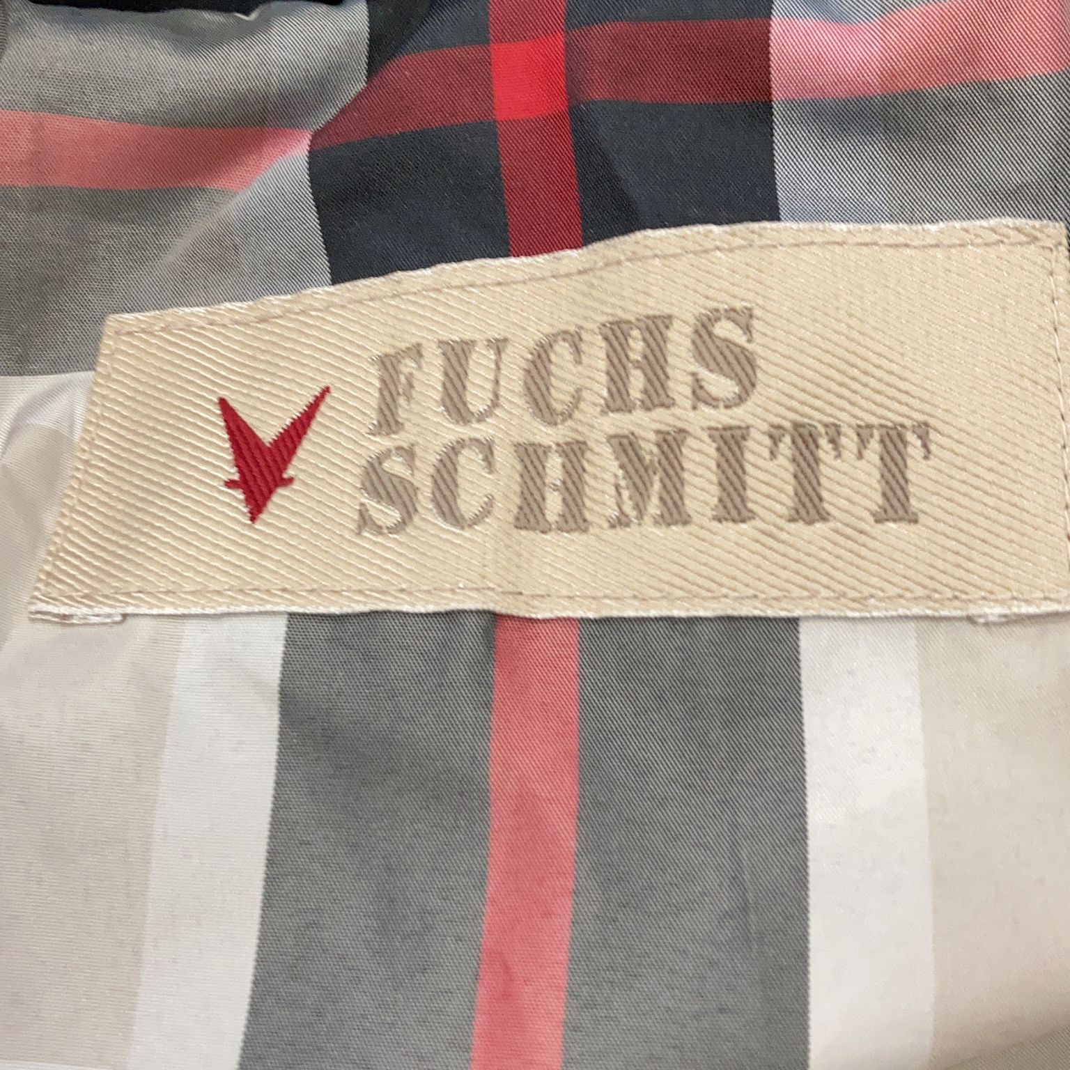 Fuchs Schmitt