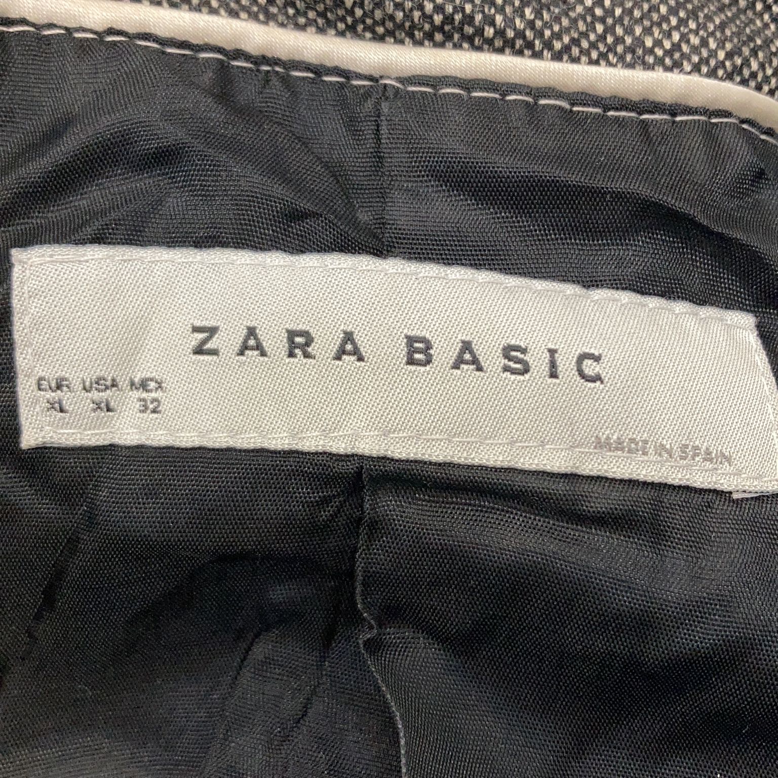 Zara Basic