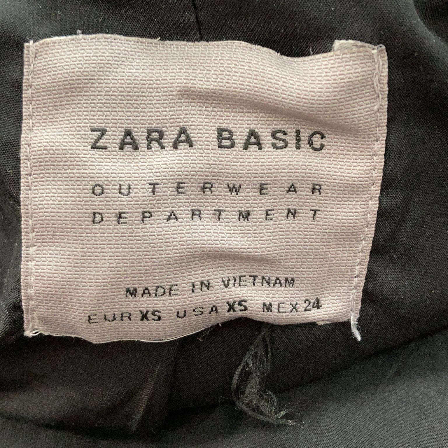 Zara Basic