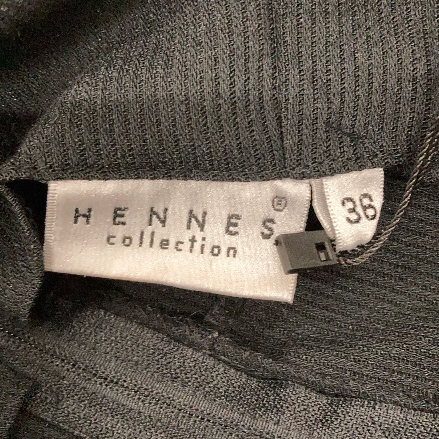 Hennes Collection