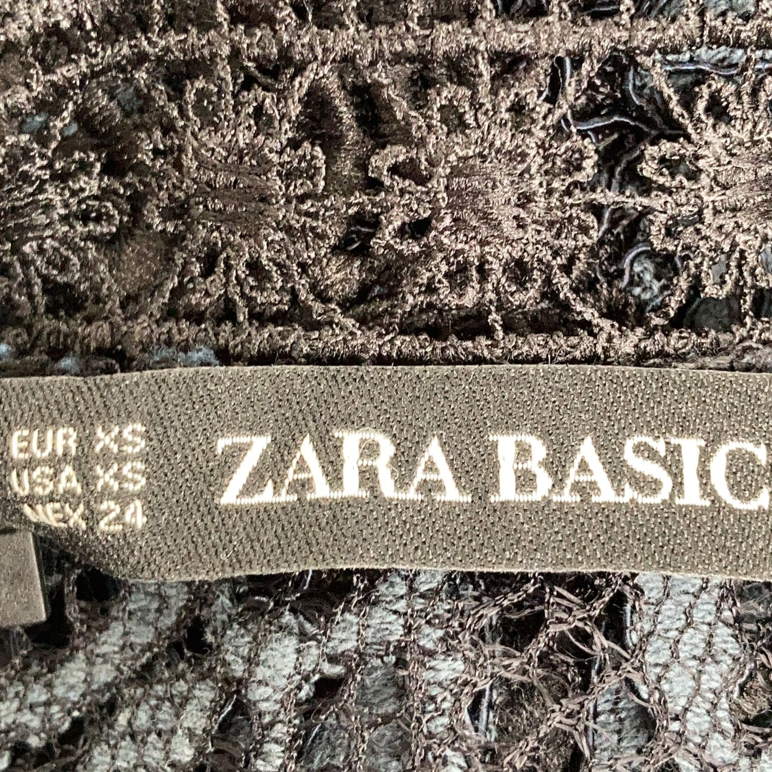 Zara Basic