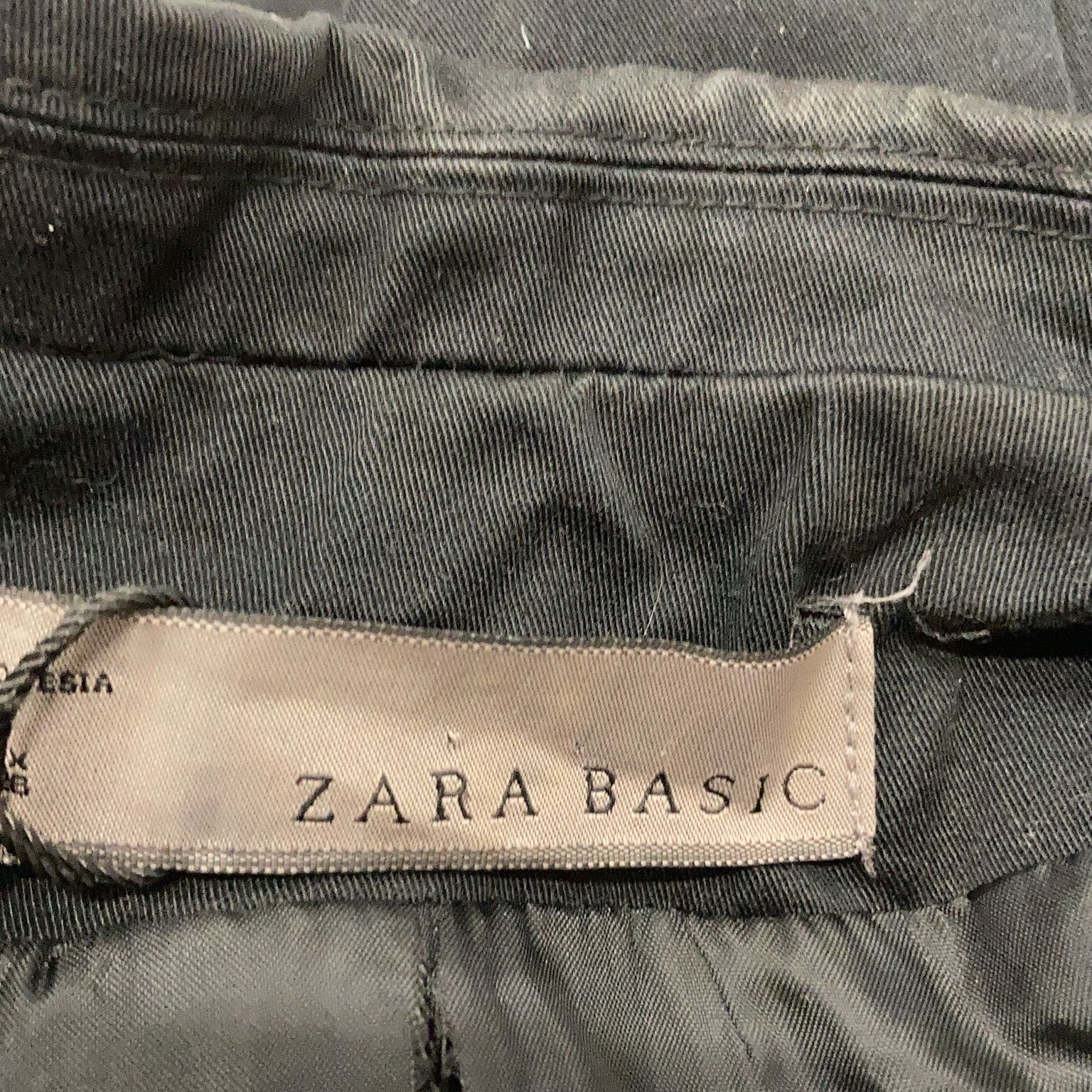 Zara Basic