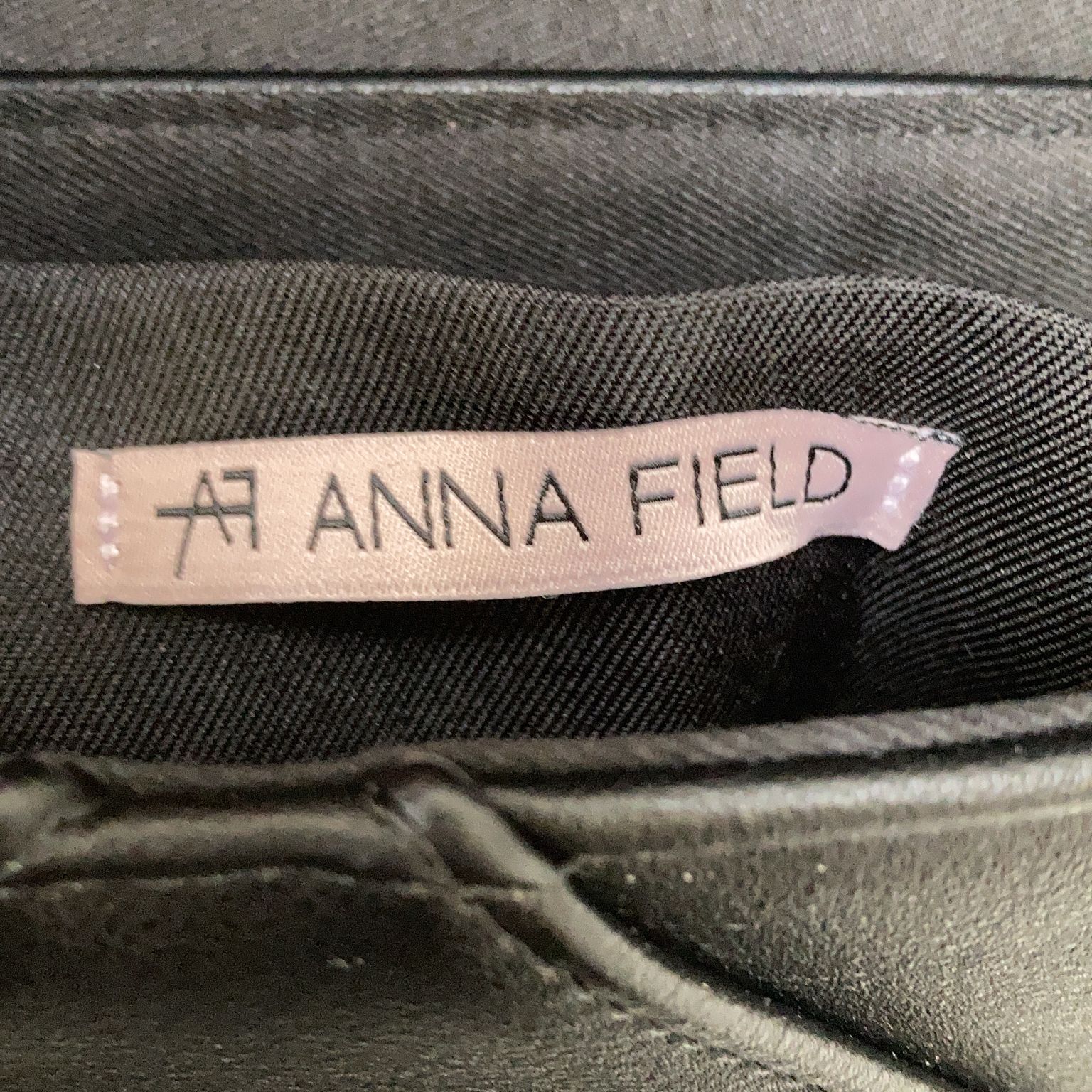 Anna Field