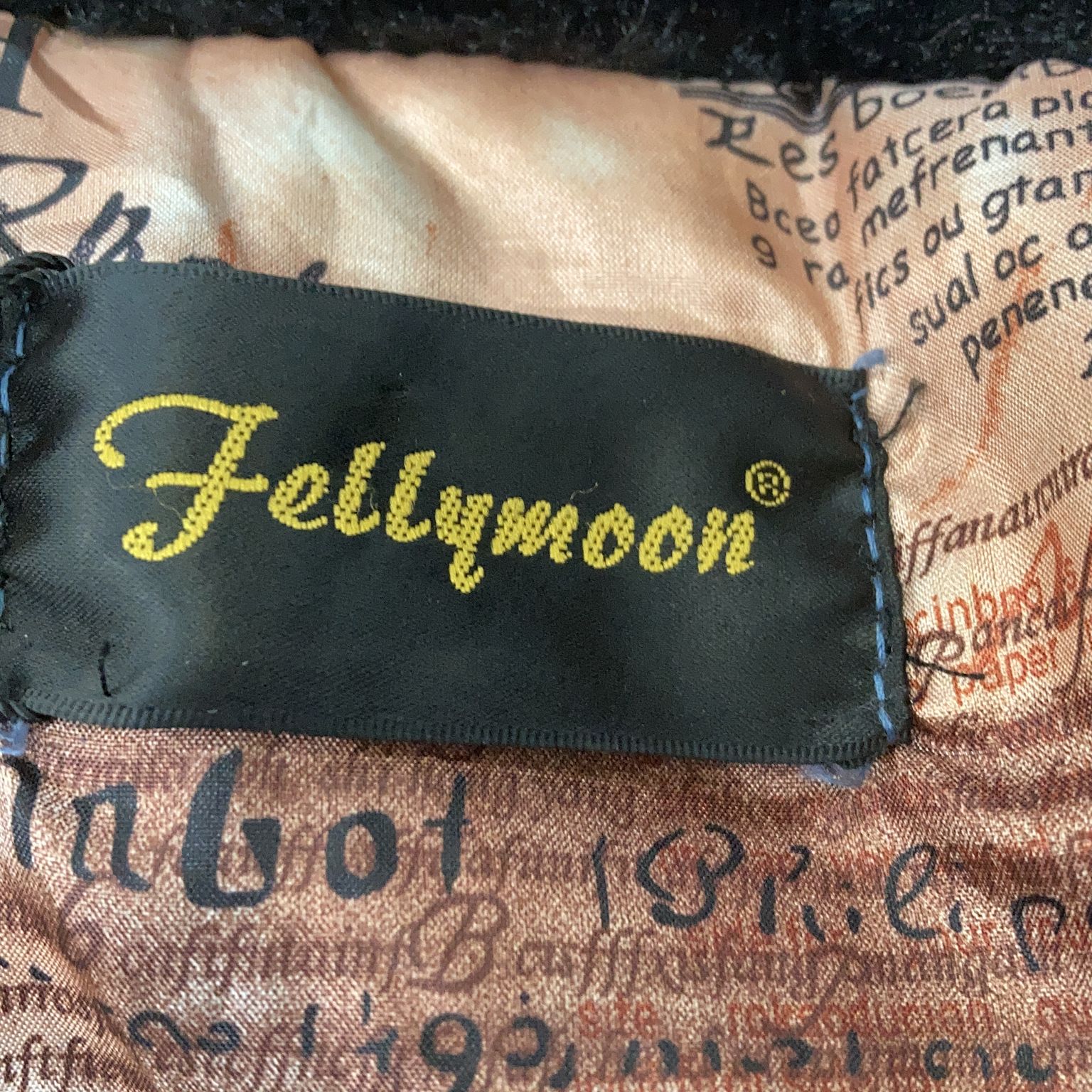 Fellymoon