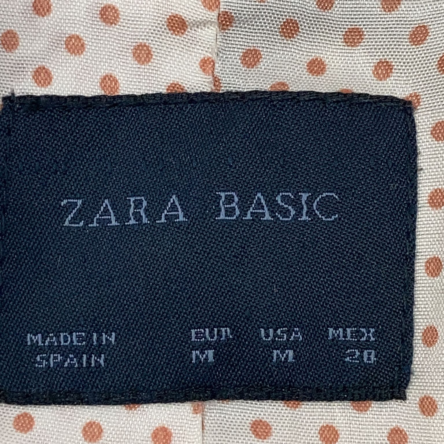 Zara Basic