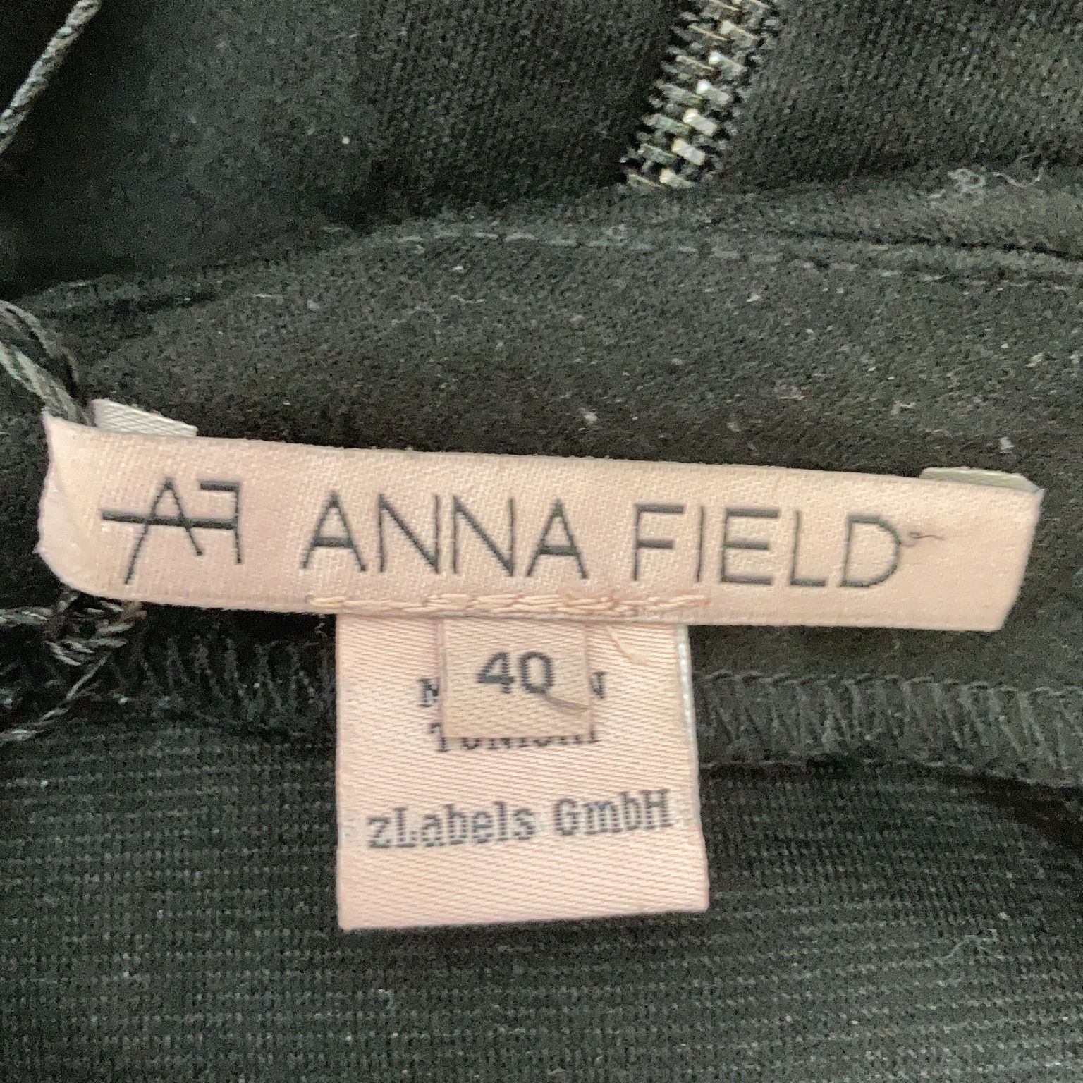 Anna Field