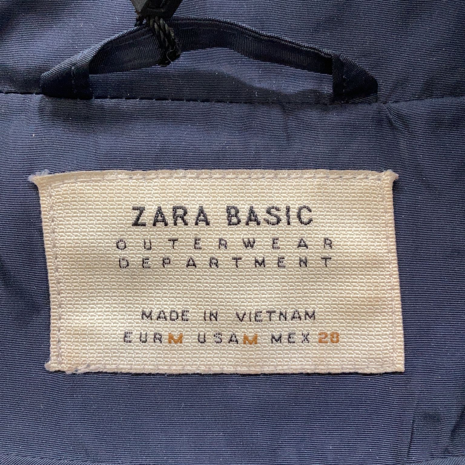 Zara Basic