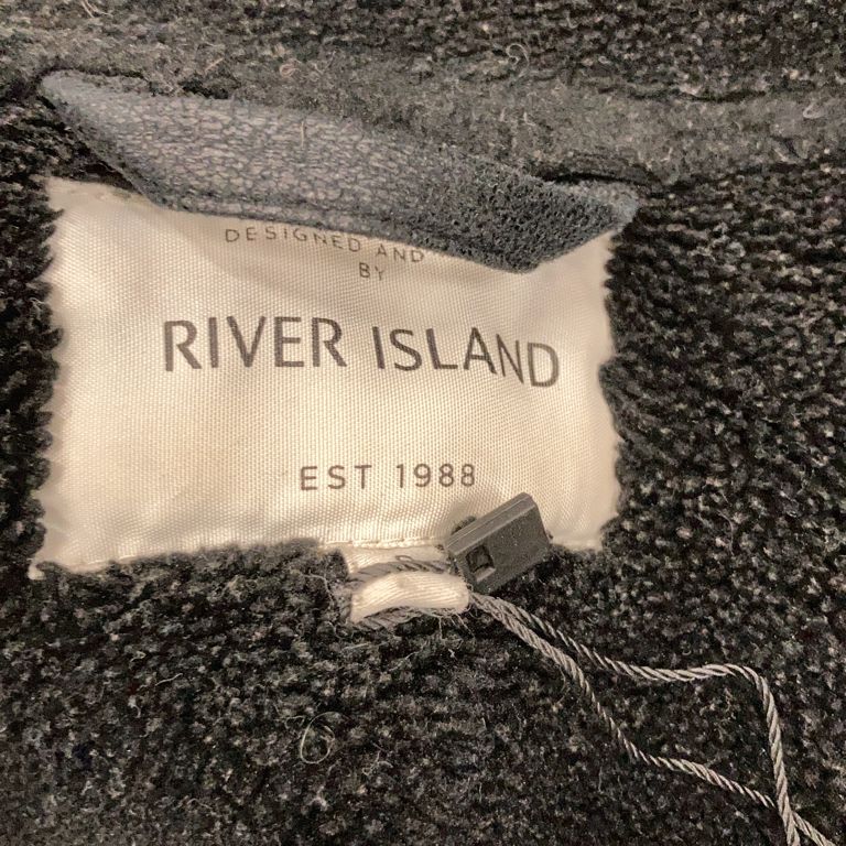 River Island