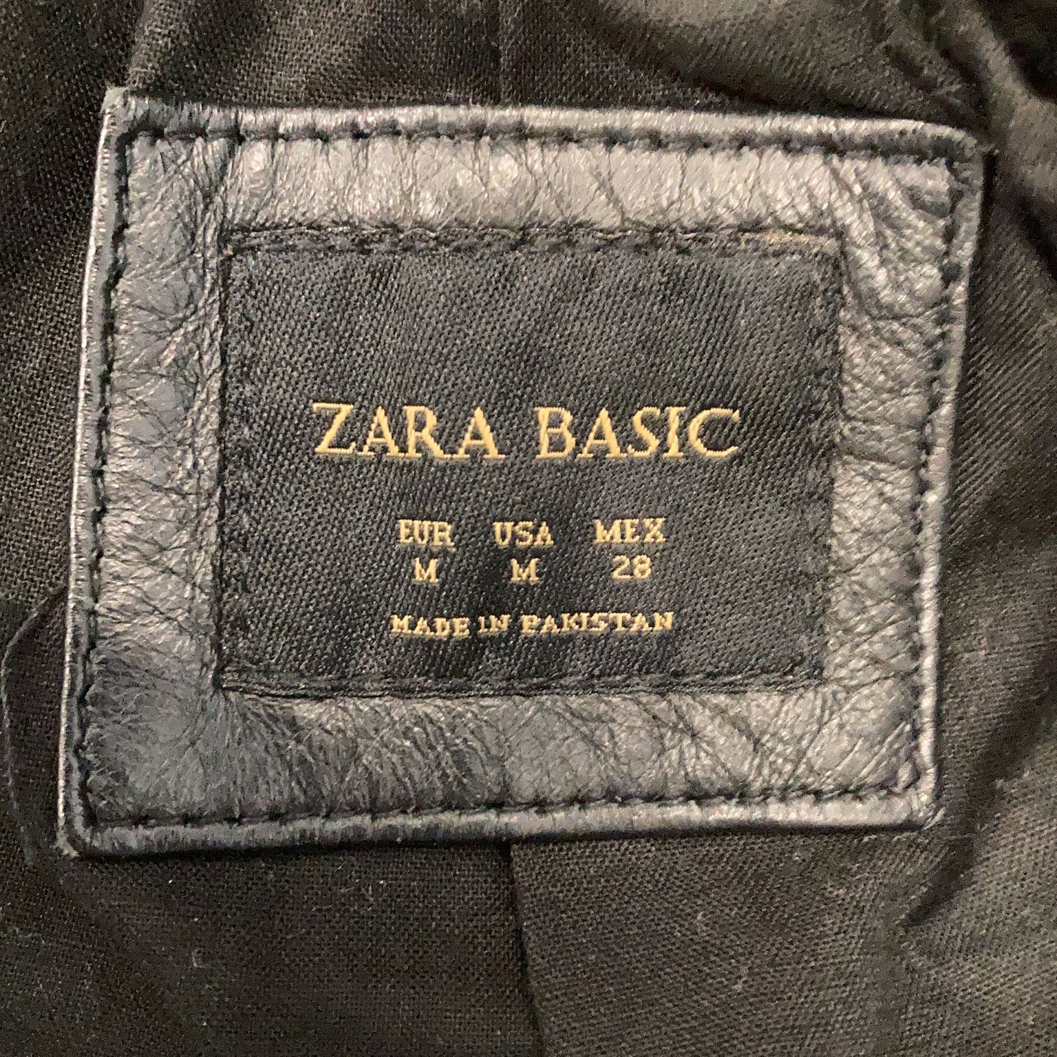 Zara Basic