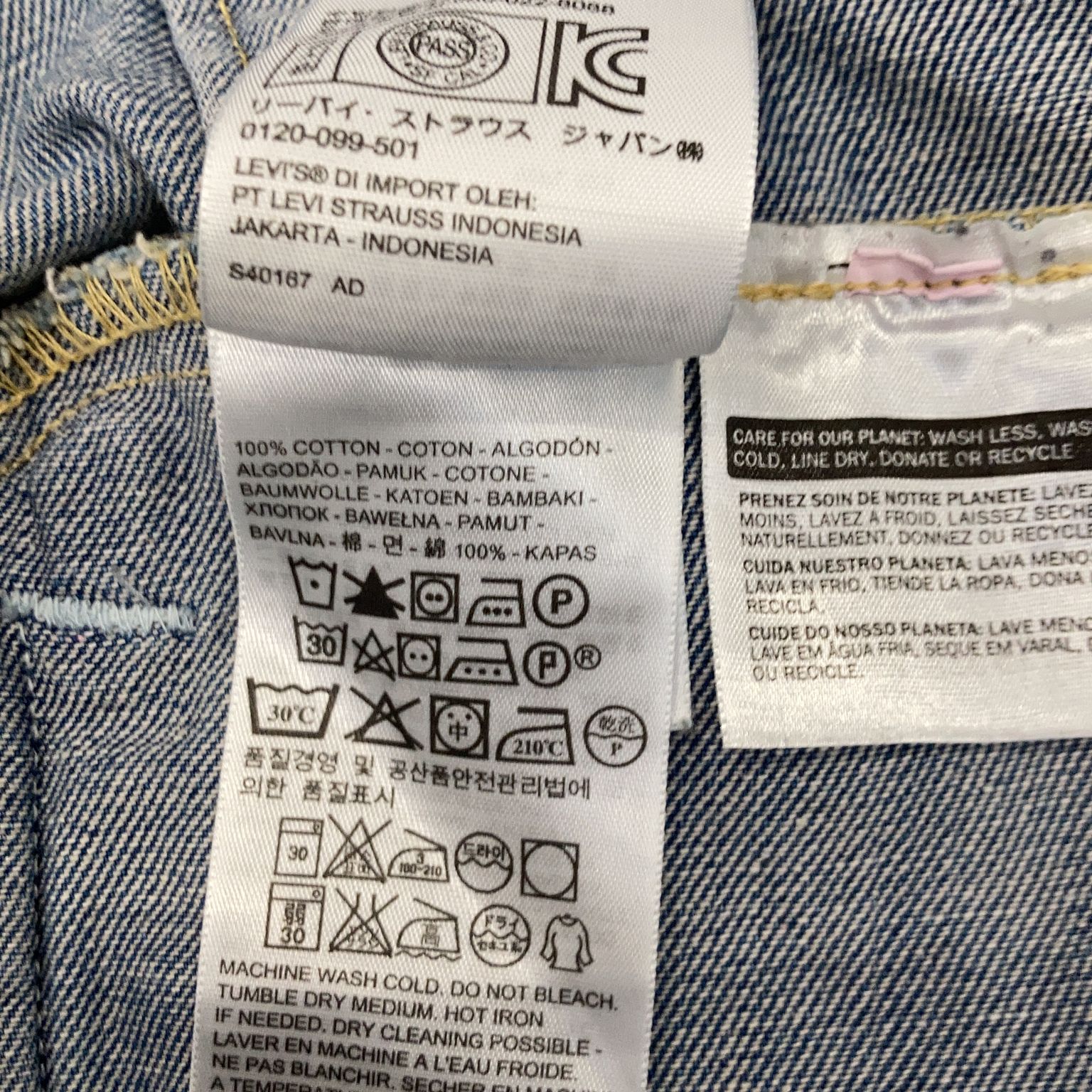 Levi Strauss  Co