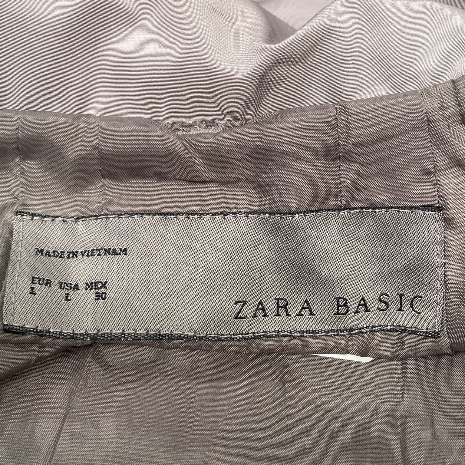 Zara Basic