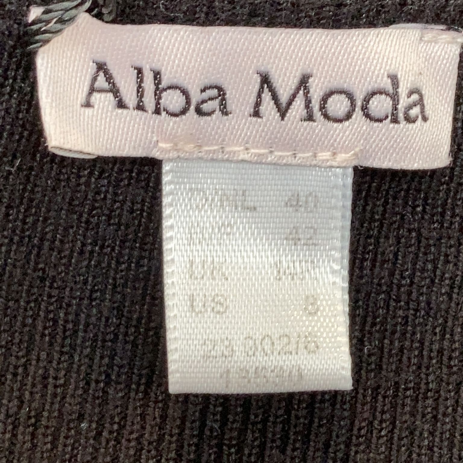 Alba Moda