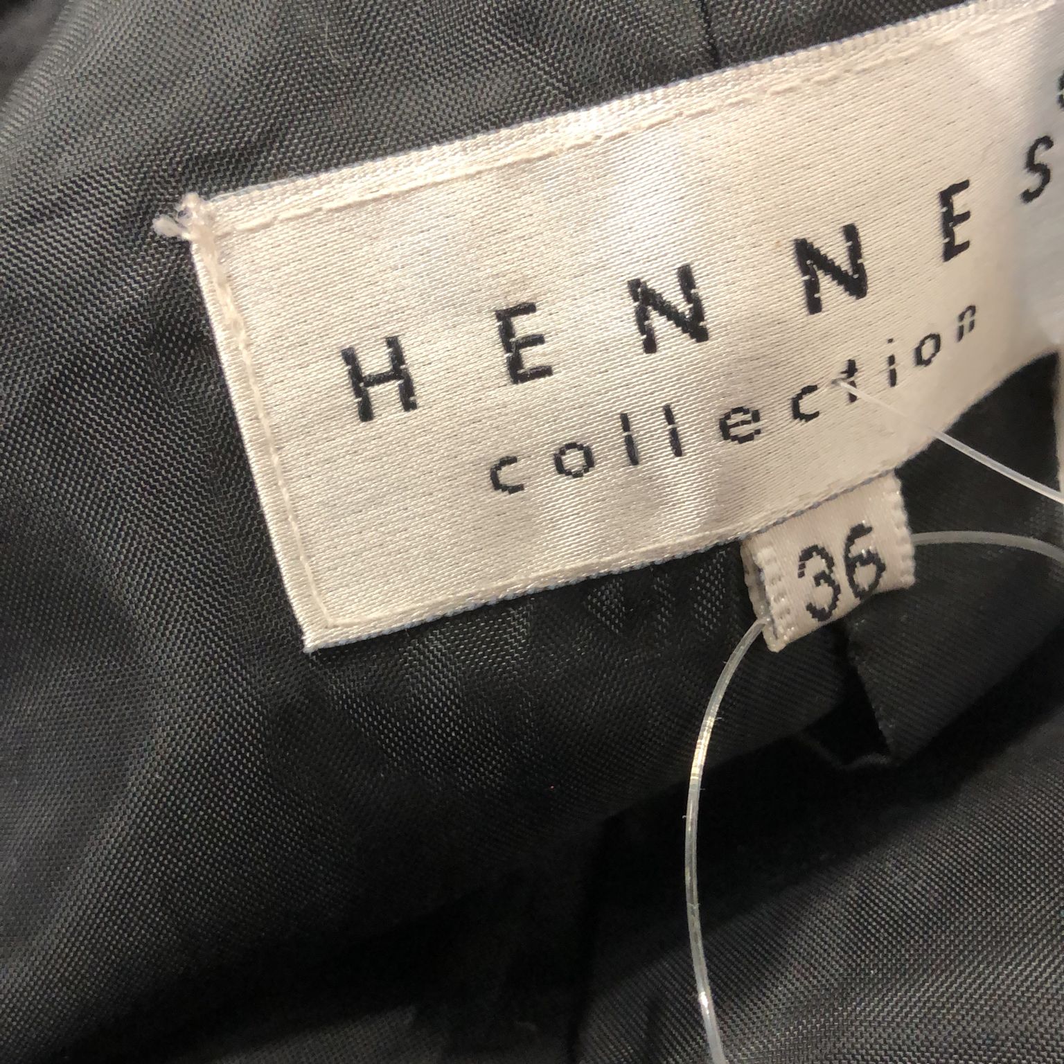 Hennes Collection