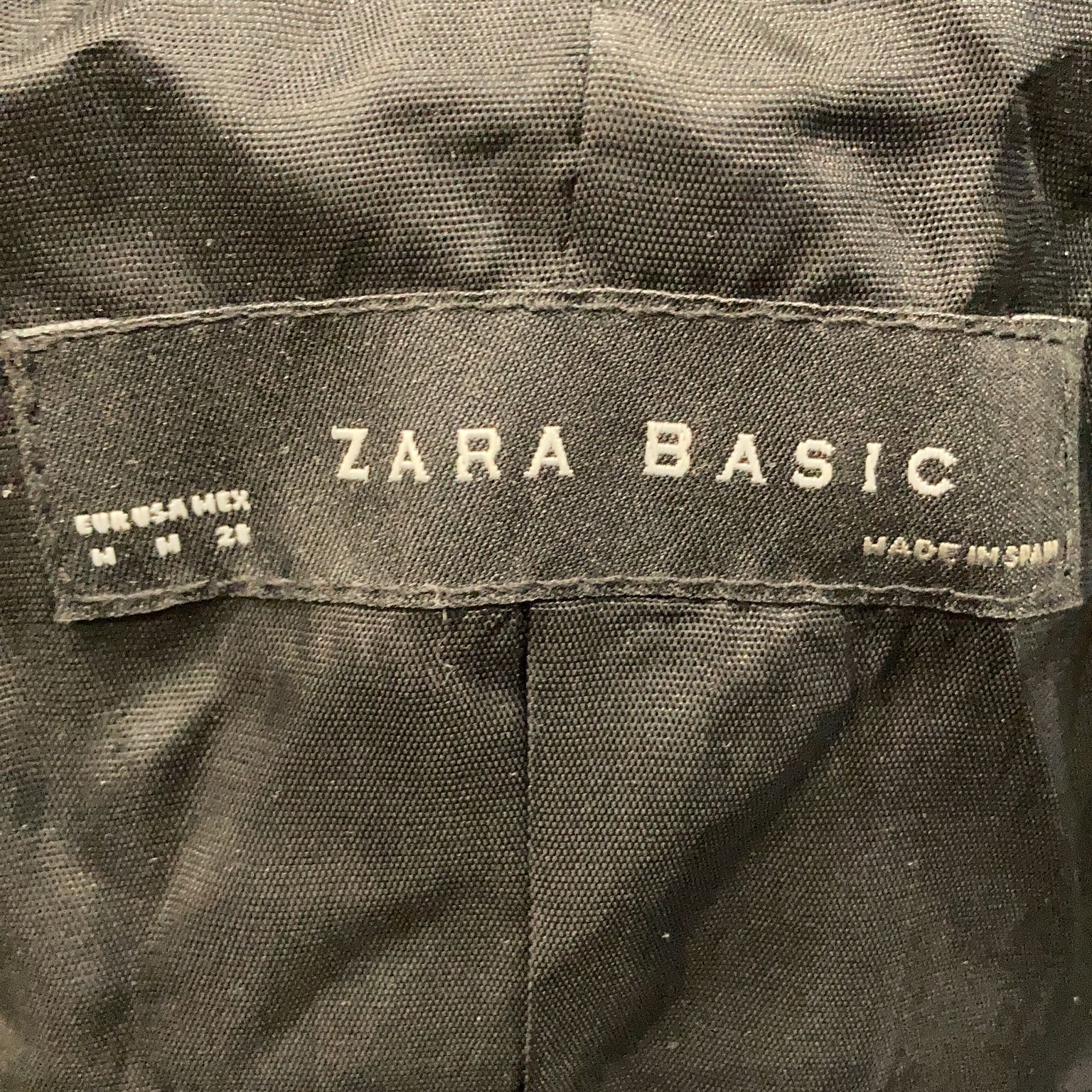 Zara Basic