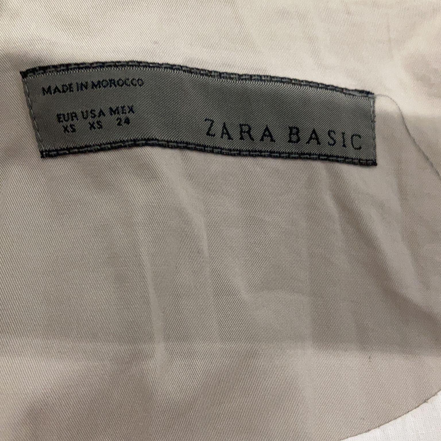 Zara Basic