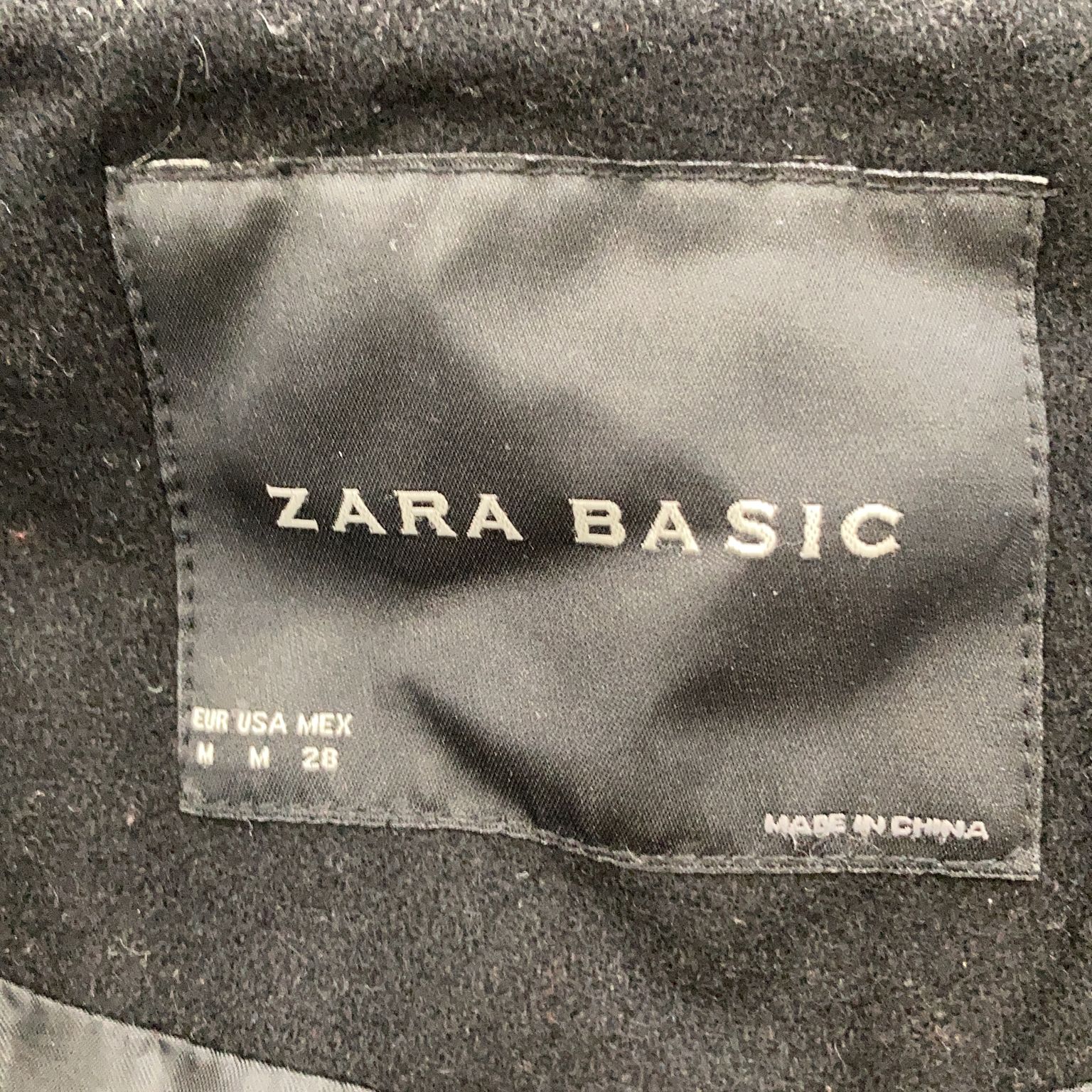 Zara Basic