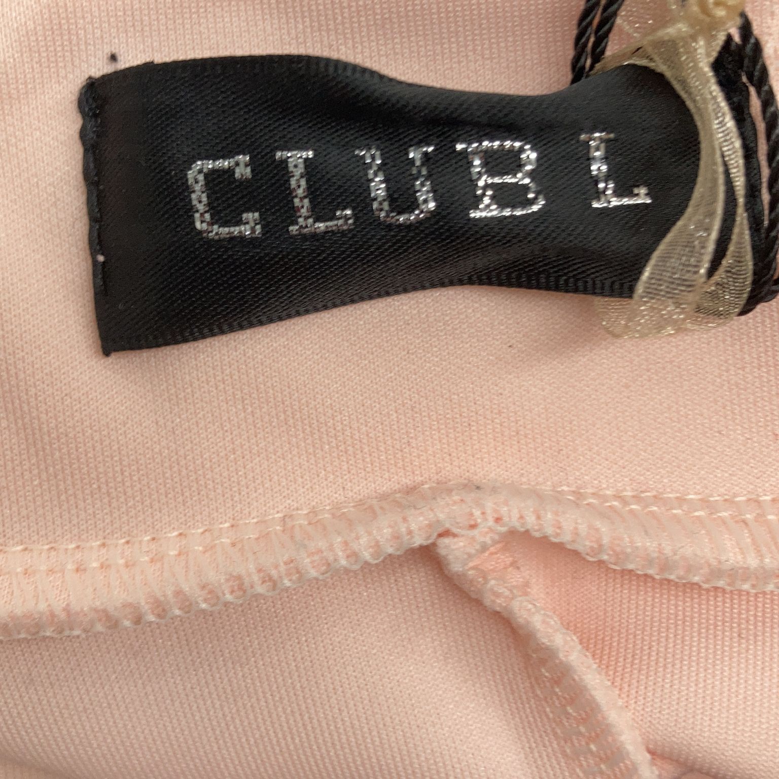 Club L