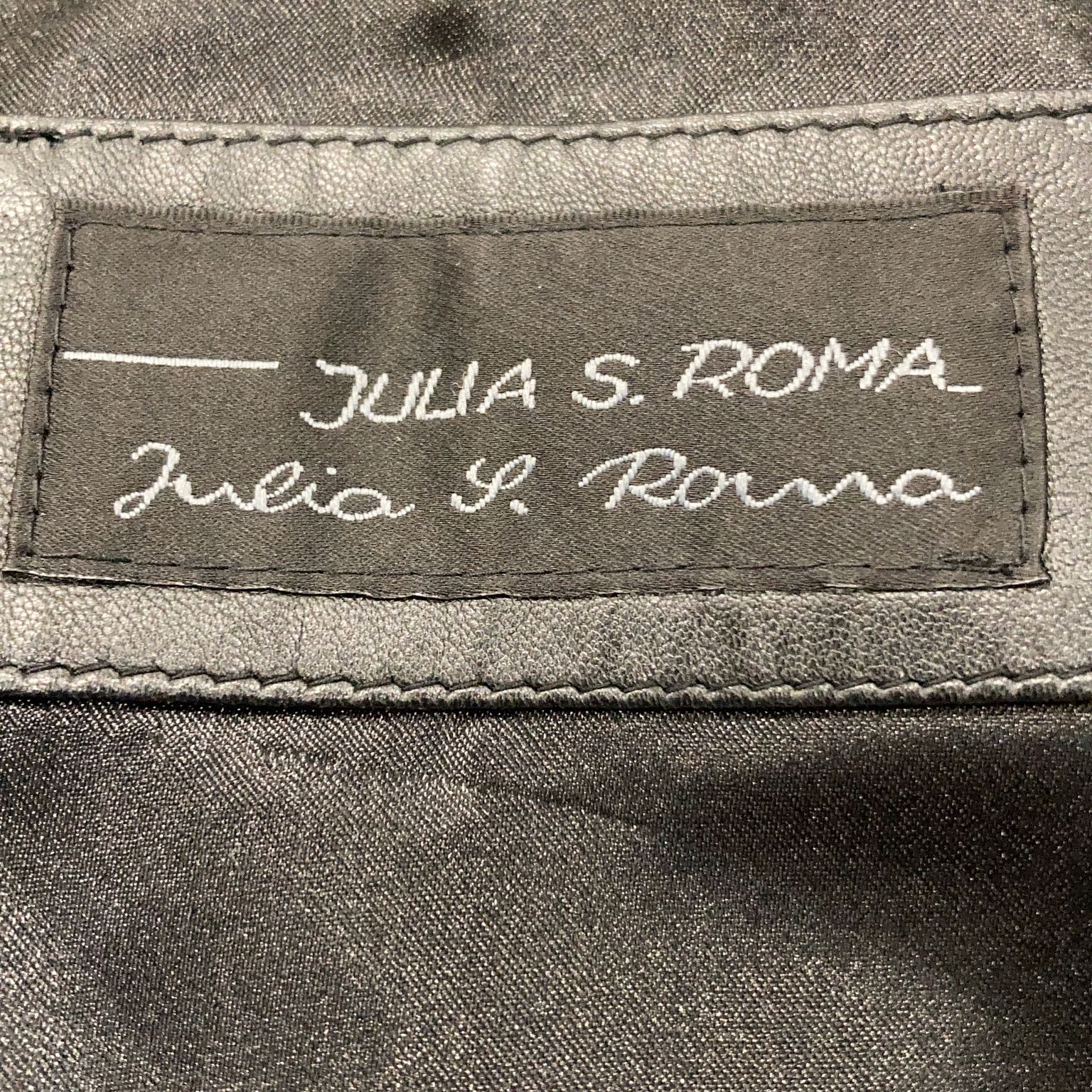 Julia S.Roma