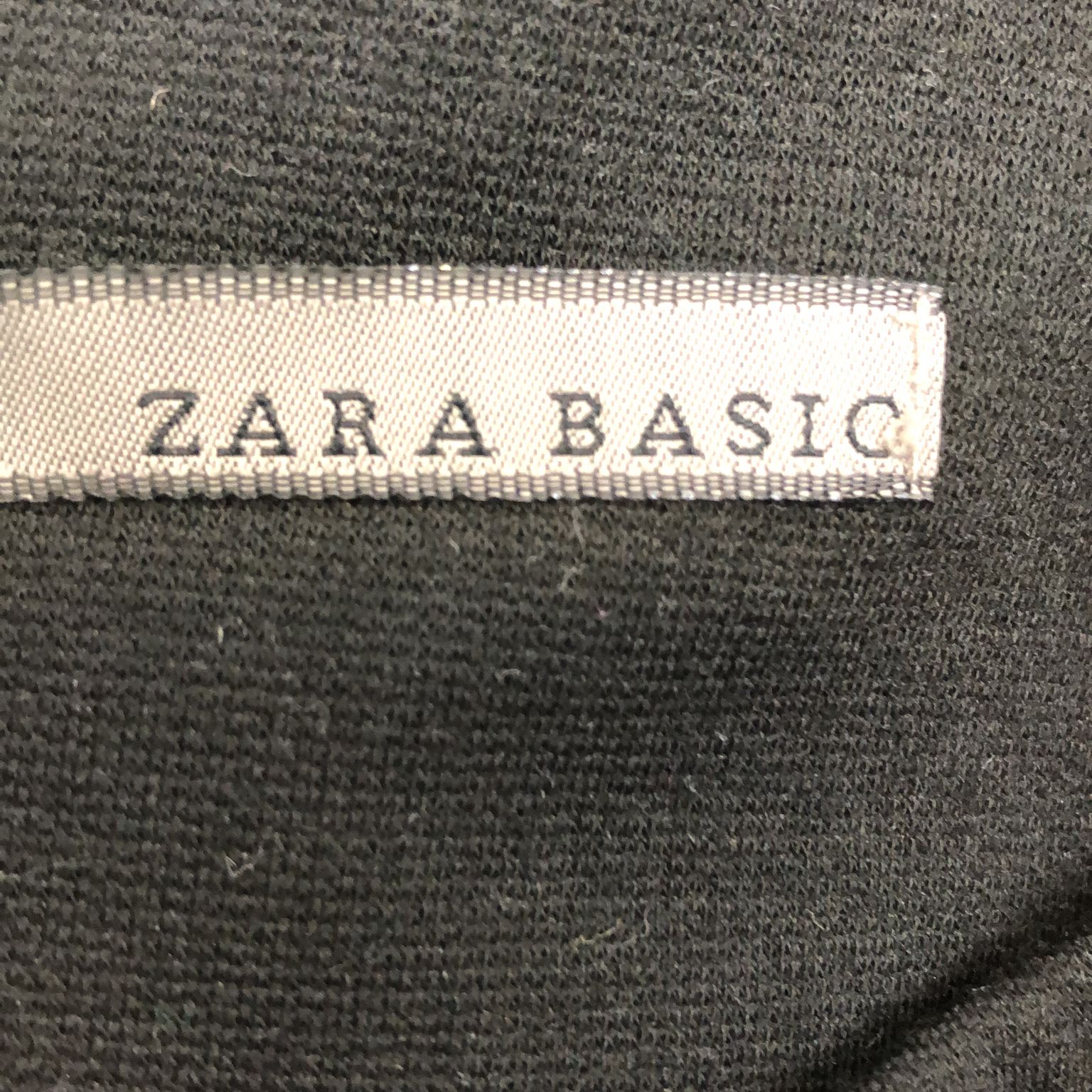 Zara Basic