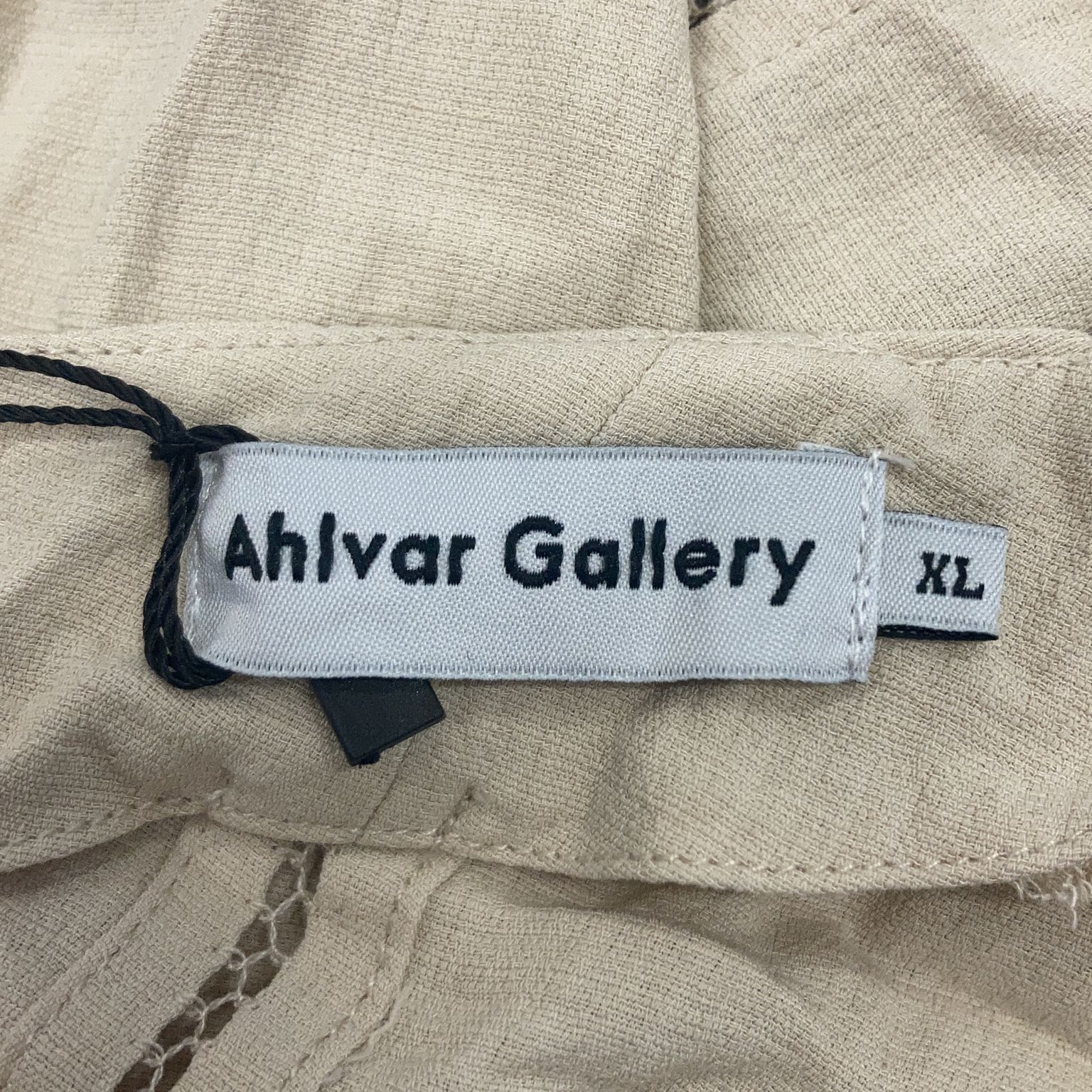 Ahlvar Gallery