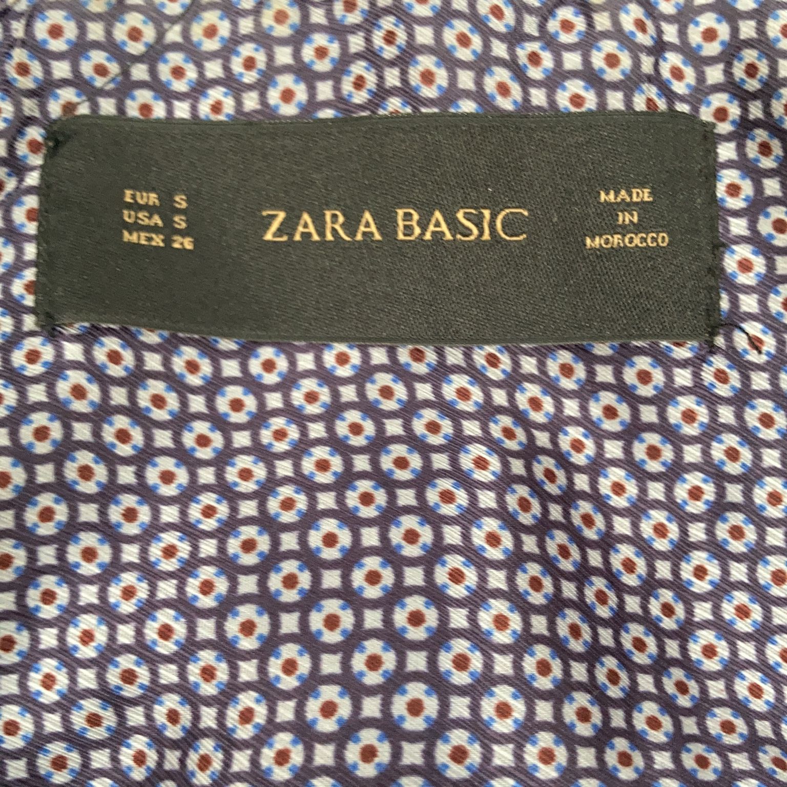 Zara Basic