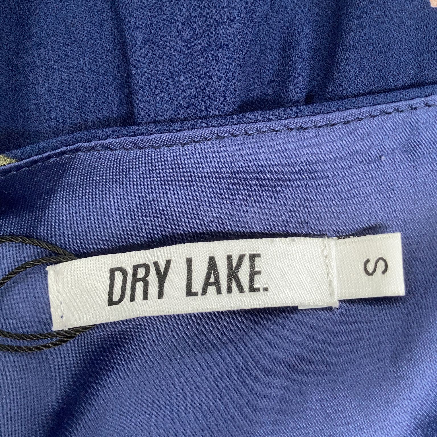 Dry Lake