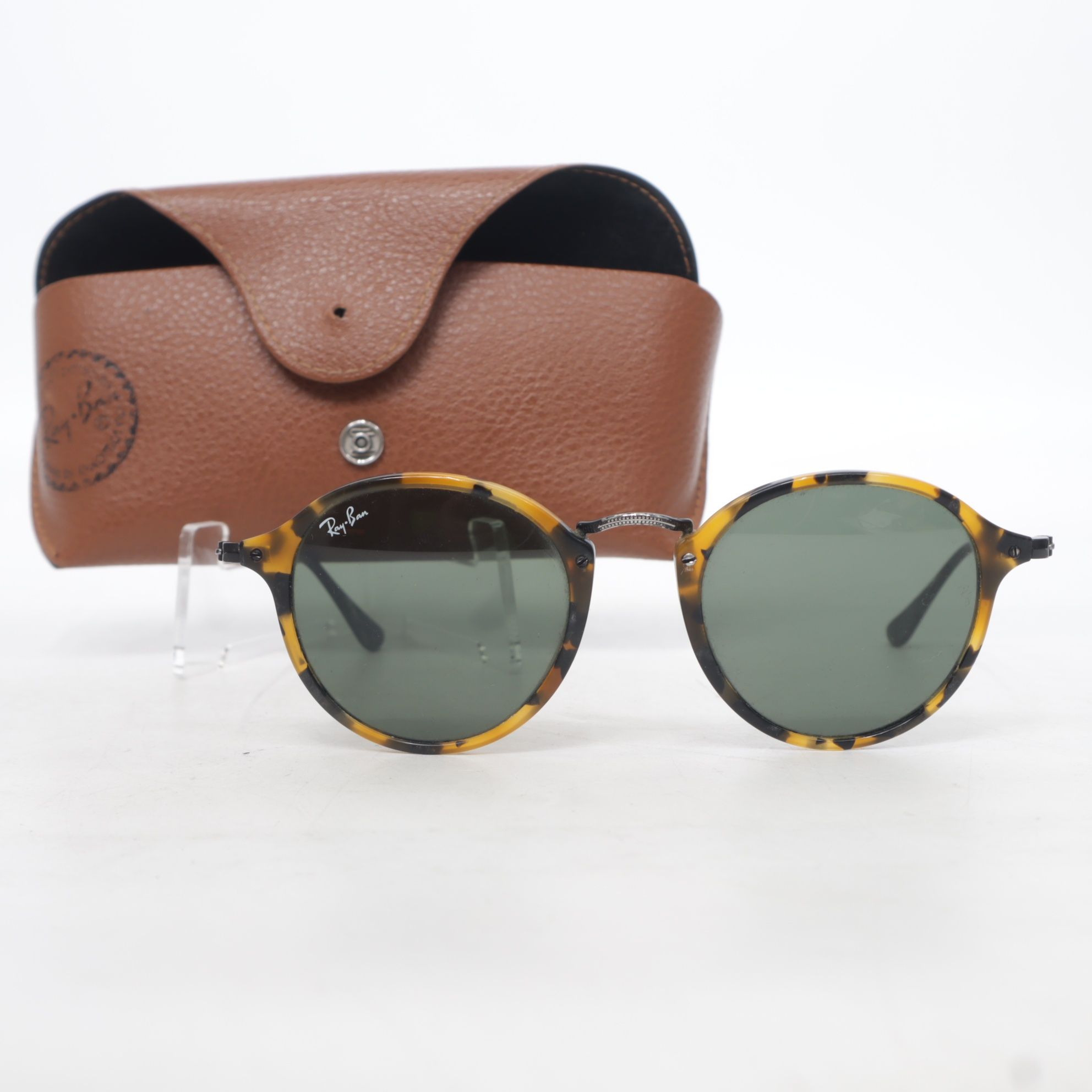 Ray-Ban