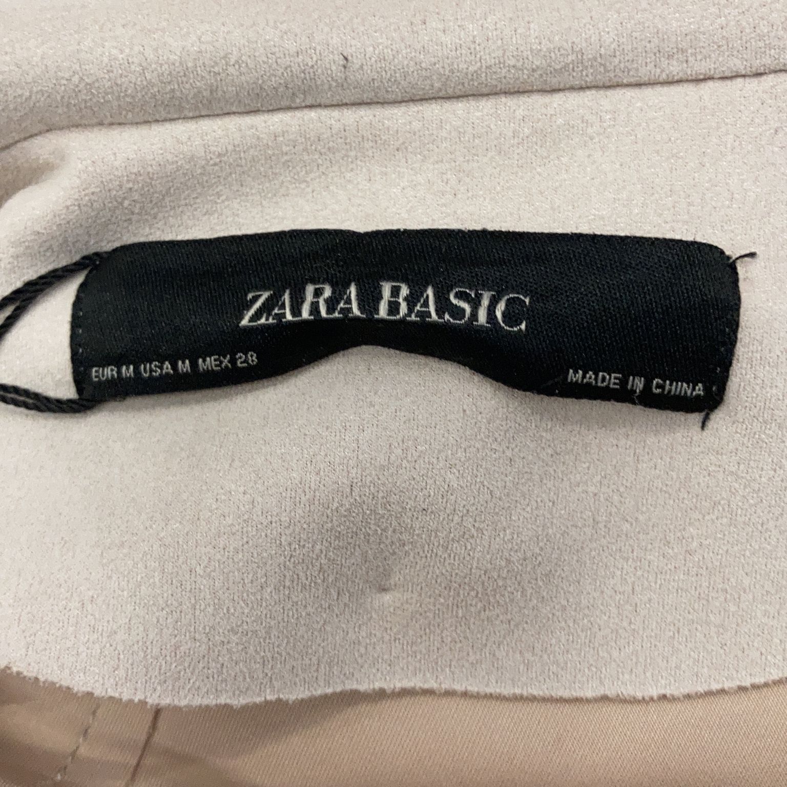 Zara Basic