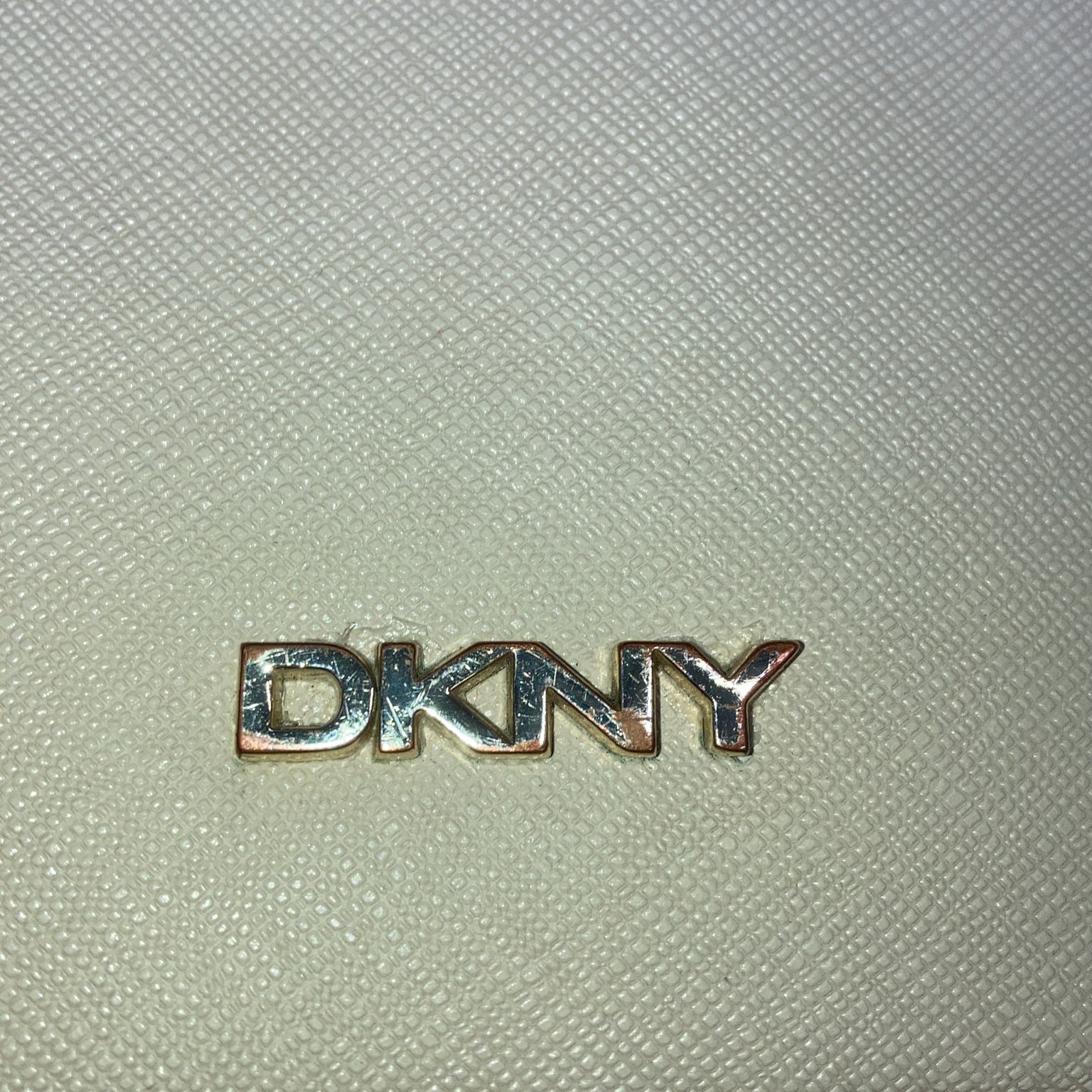 DKNY