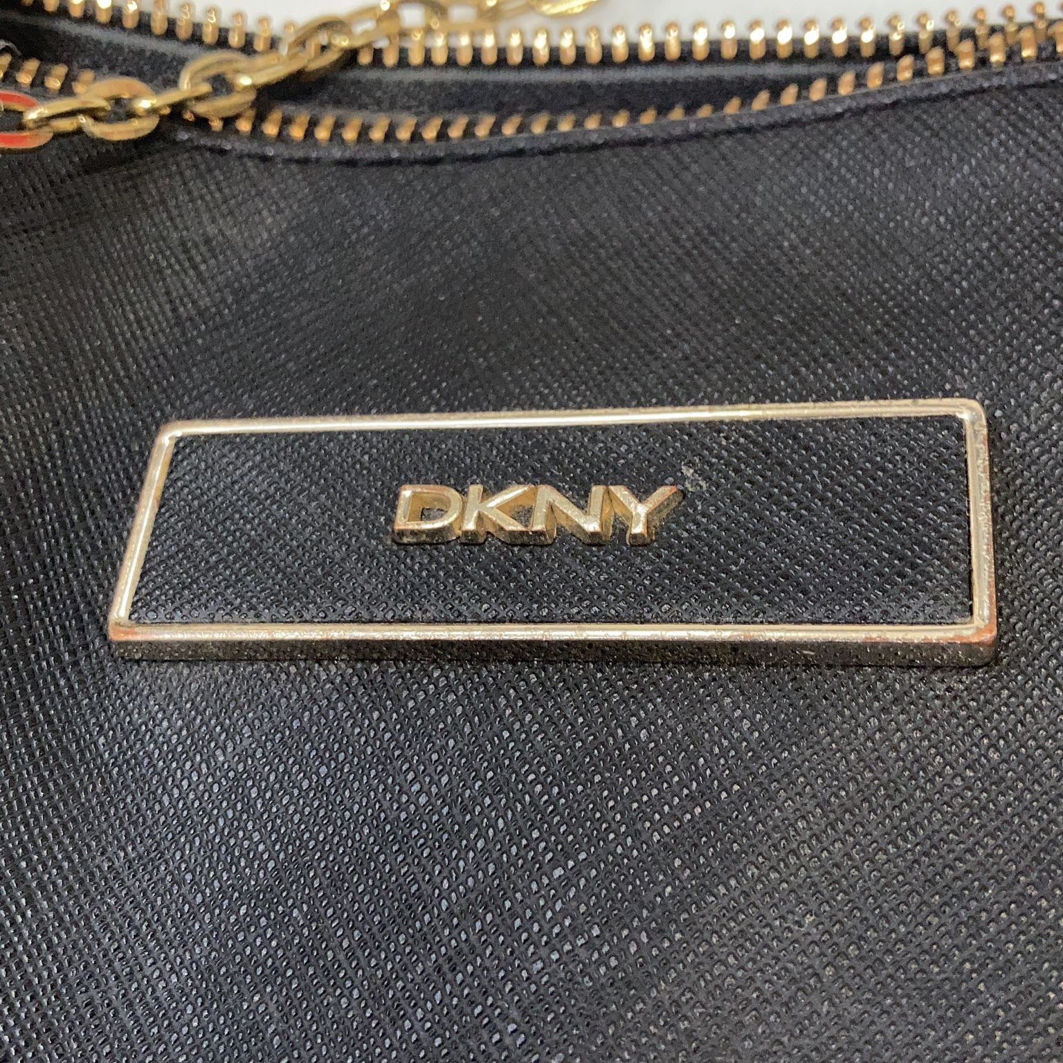 DKNY