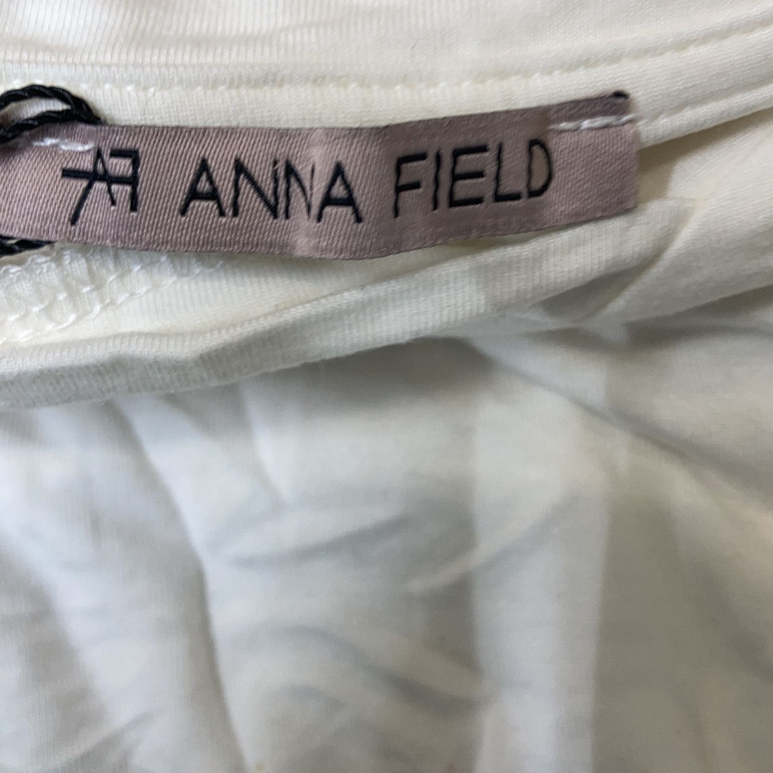 Anna Field