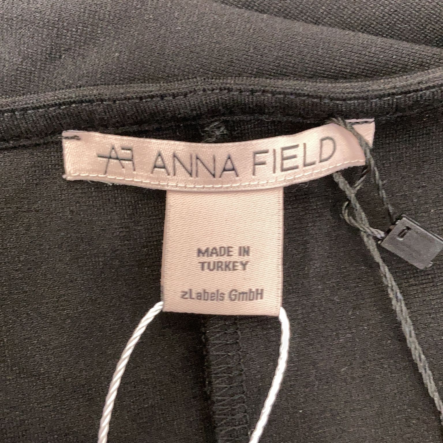 Anna Field