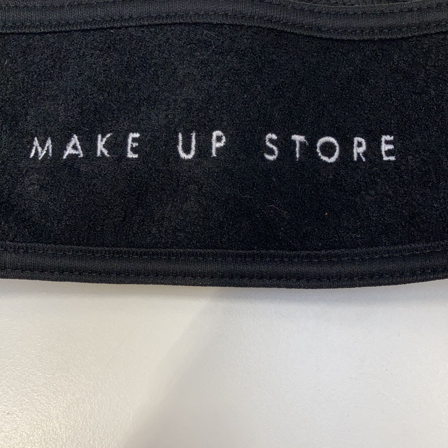 Make Up Store