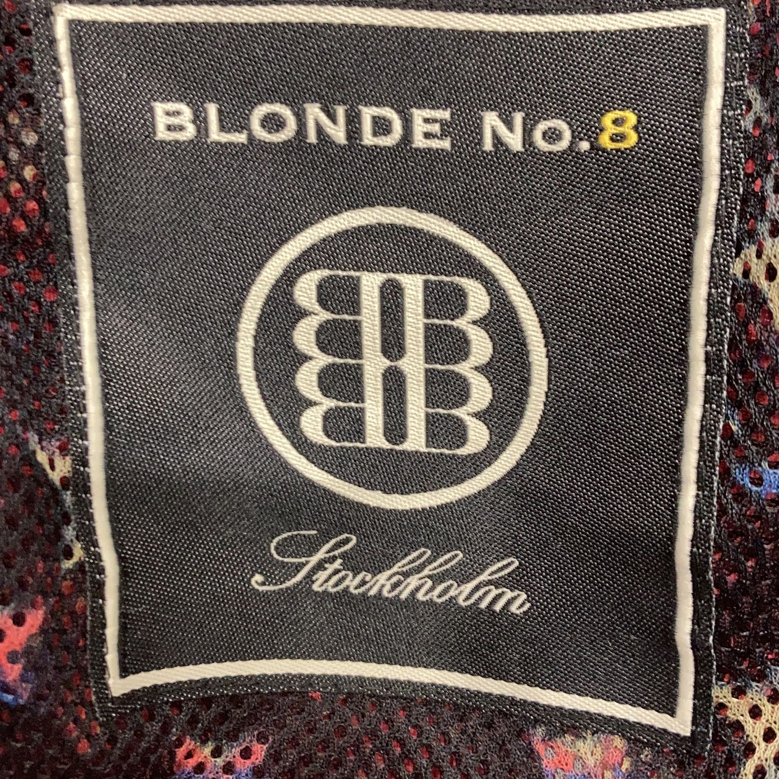 Blonde No8