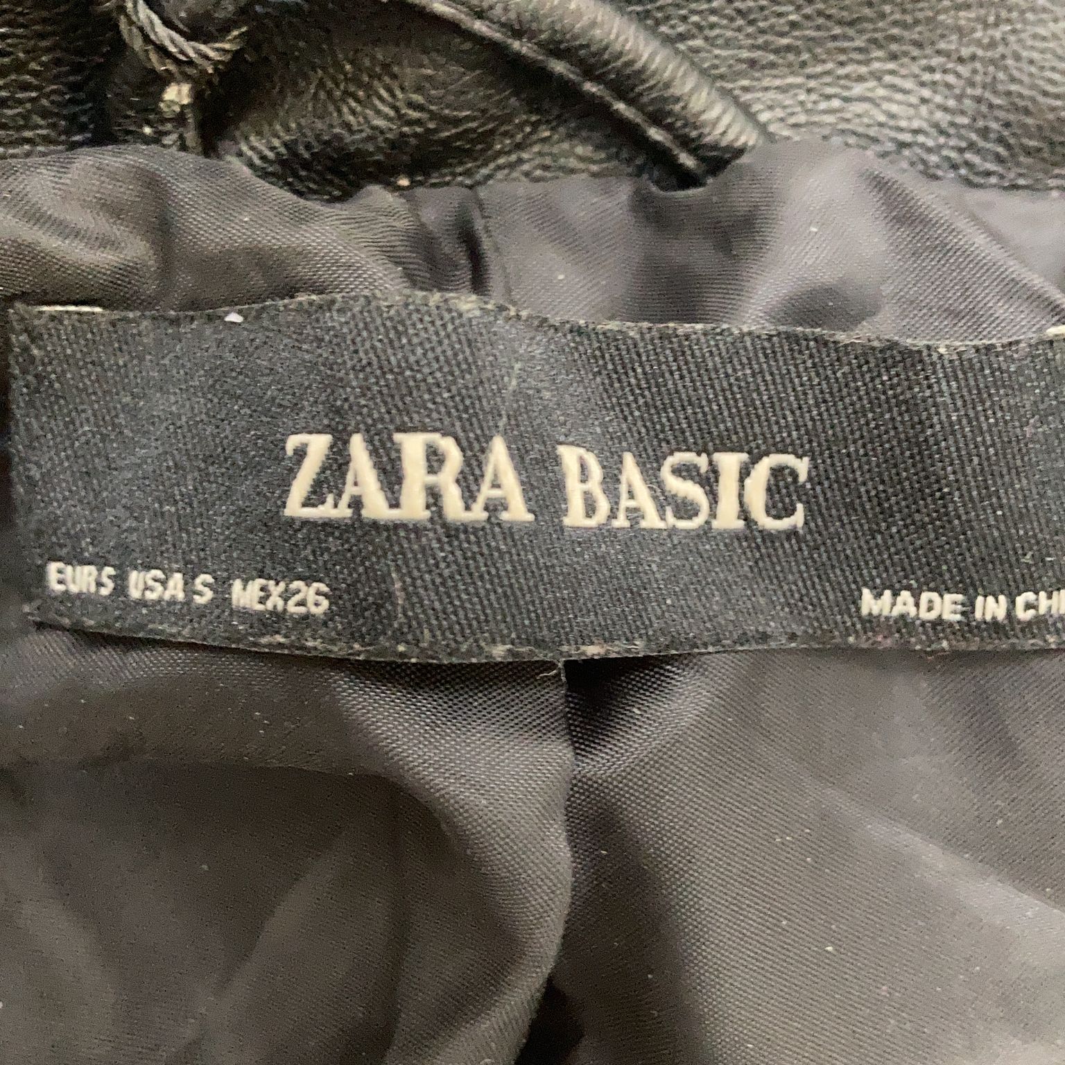 Zara Basic