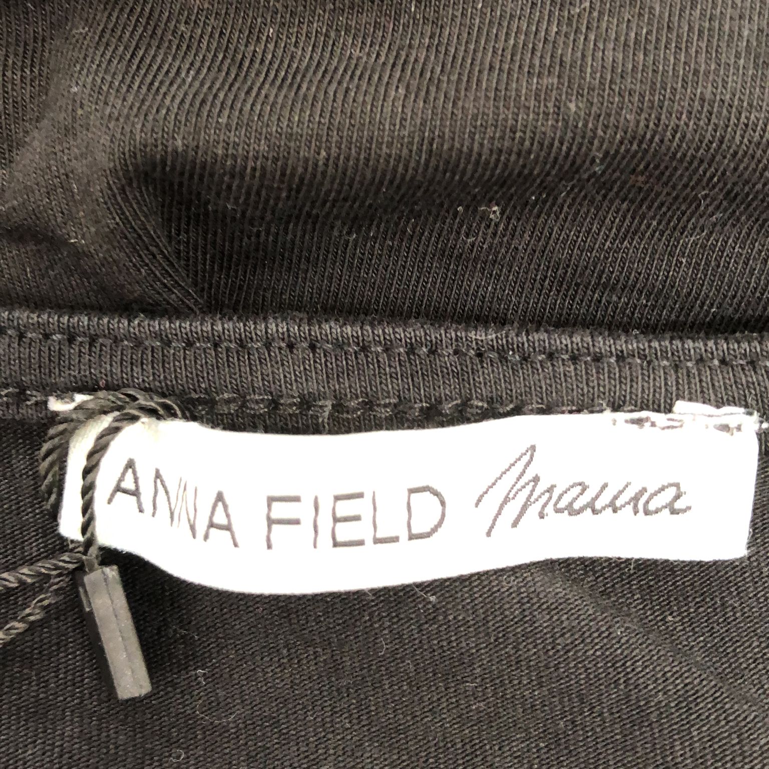 Anna Field Mama