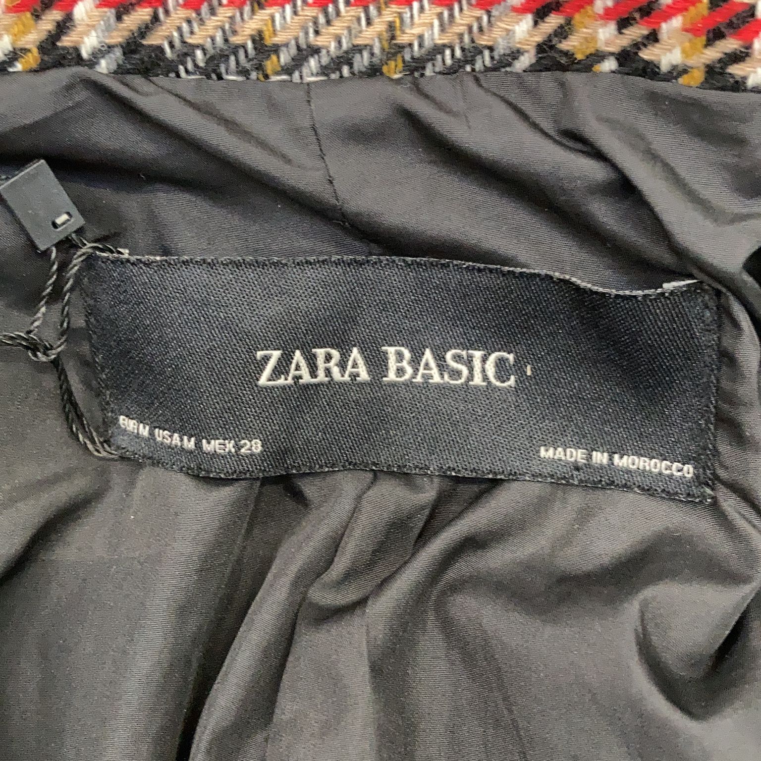 Zara Basic