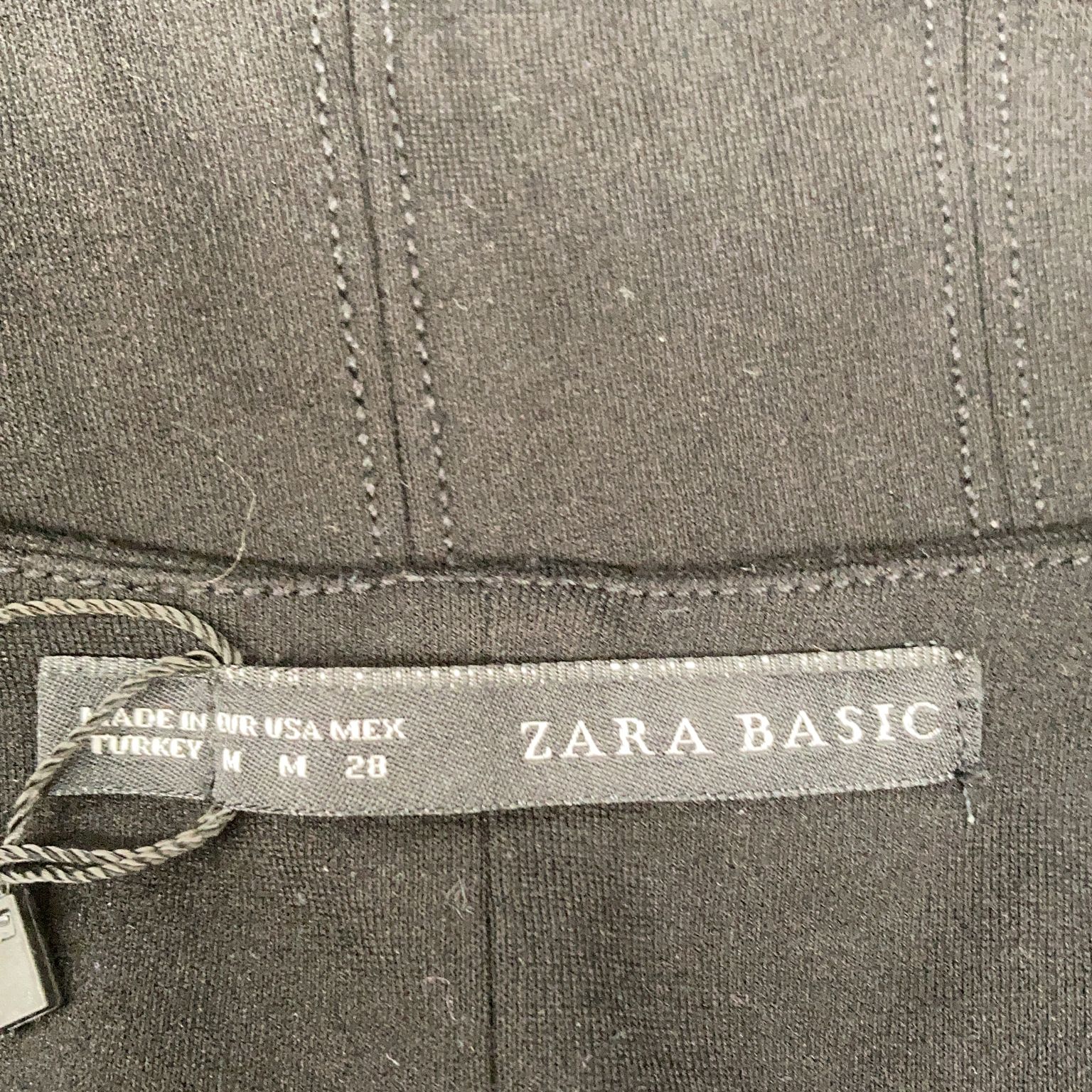 Zara Basic