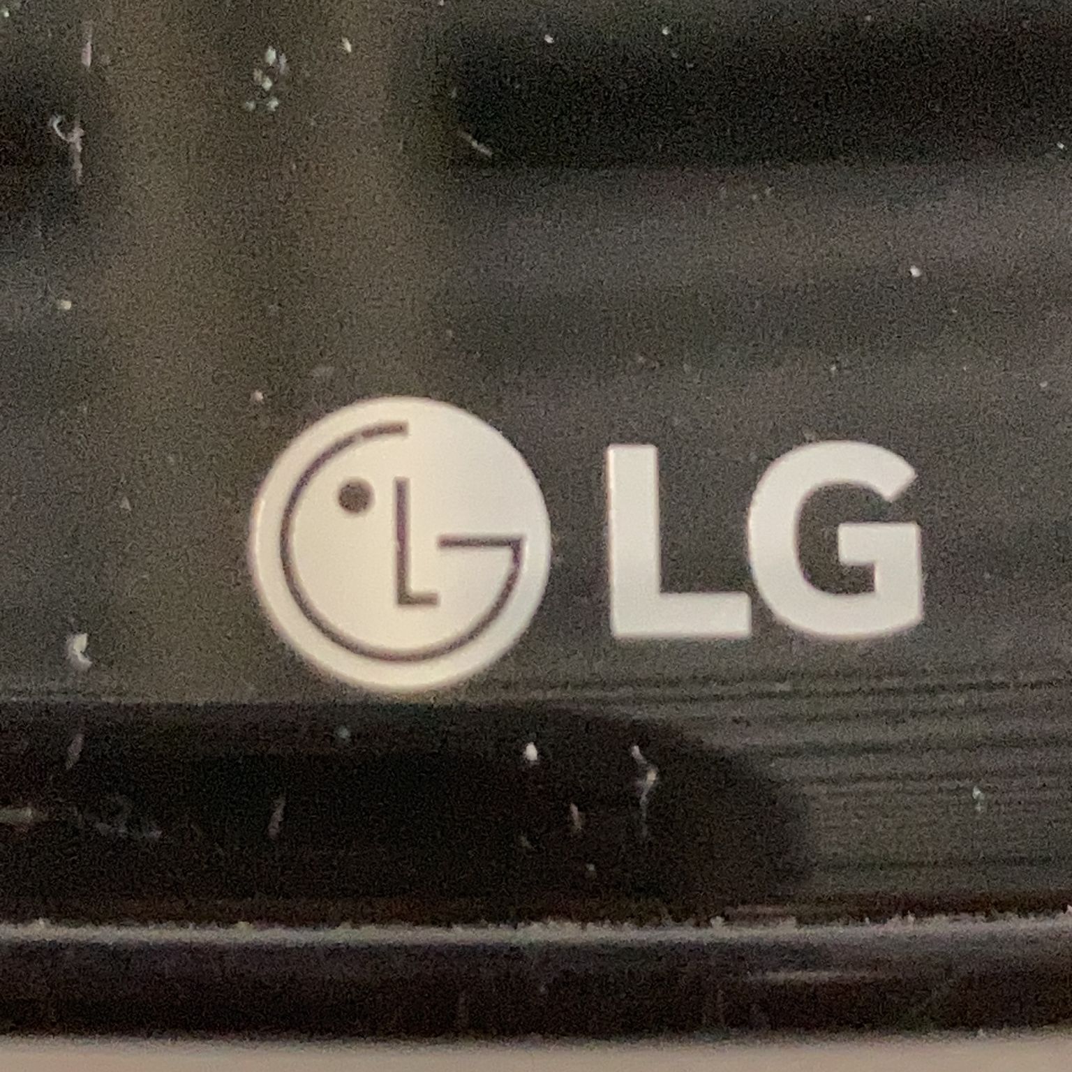 LG